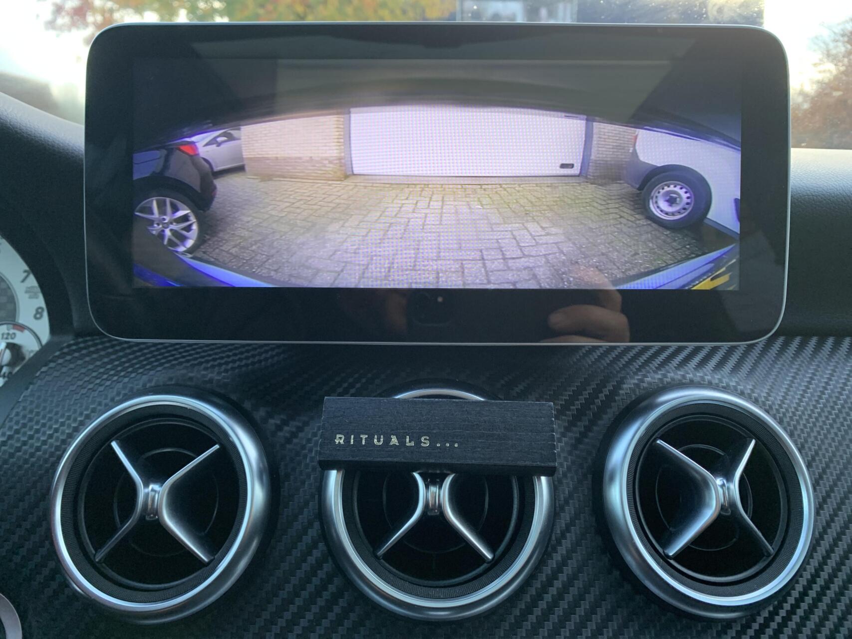 Foto van Mercedes-Benz A 200