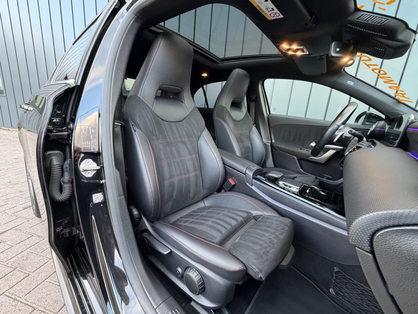 Foto van Mercedes-Benz A 250