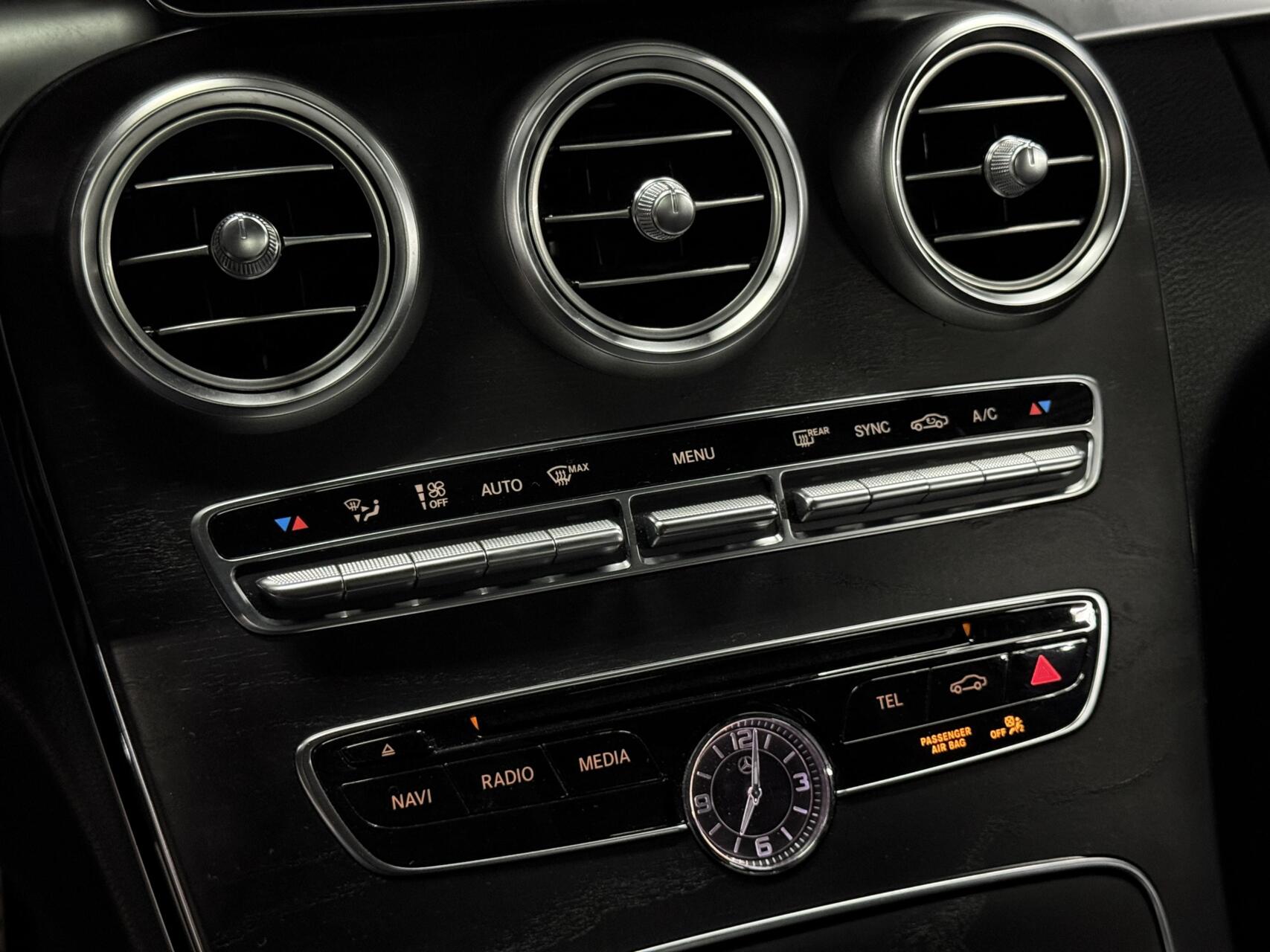 Foto van Mercedes-Benz C 200