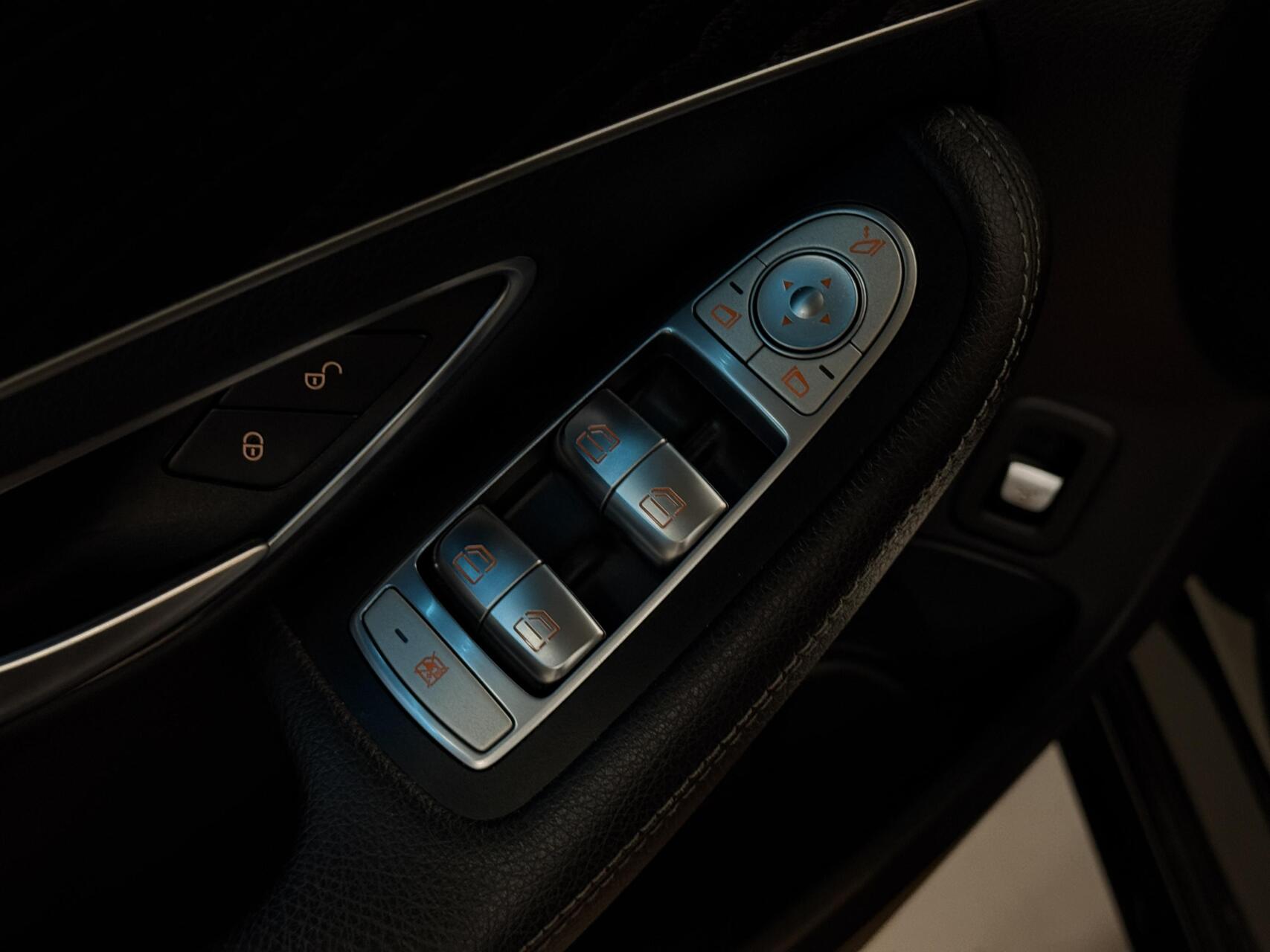 Foto van Mercedes-Benz C 200