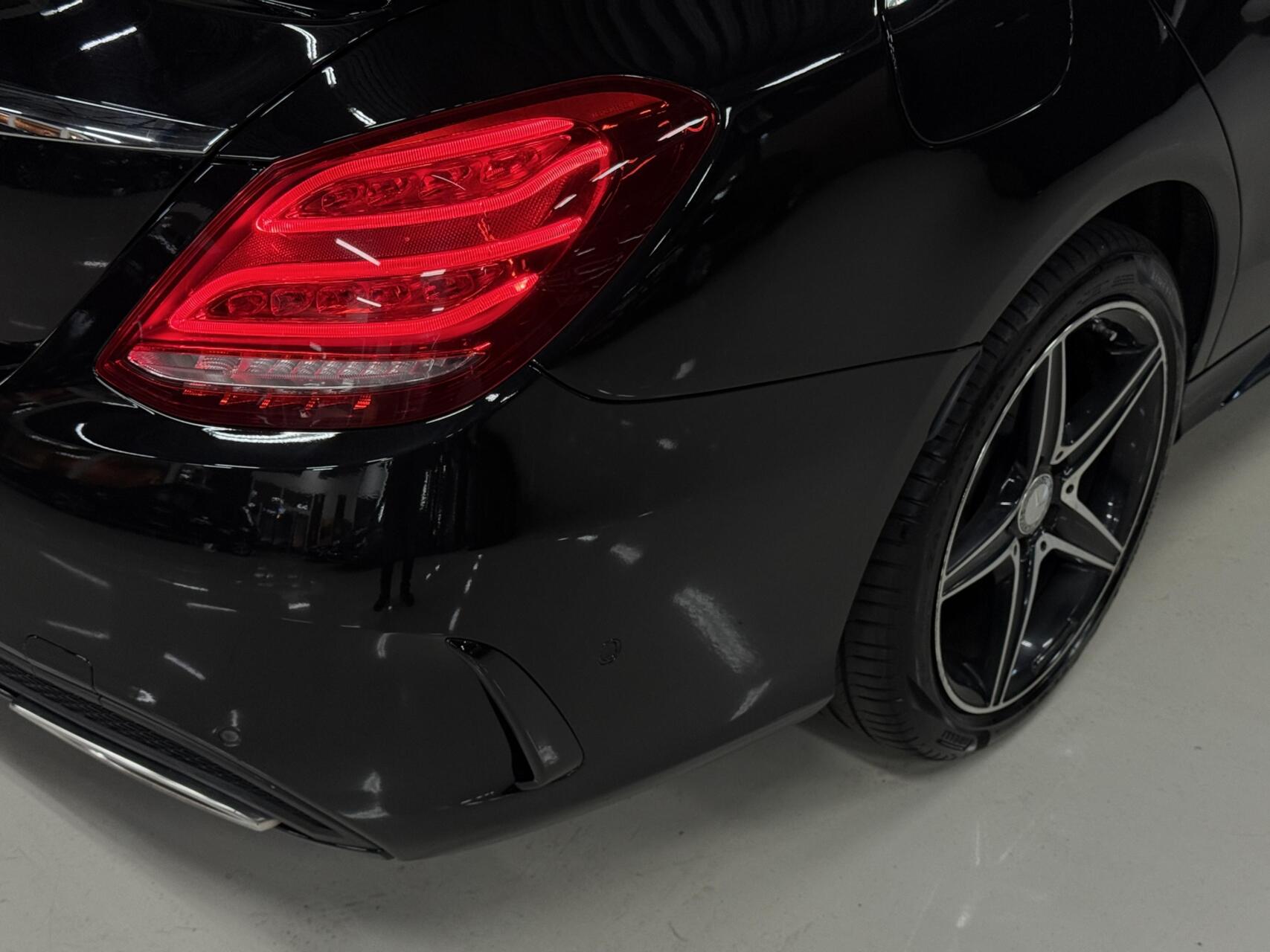 Foto van Mercedes-Benz C 200