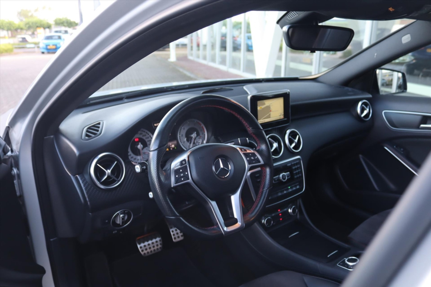 Foto van Mercedes-Benz A 180