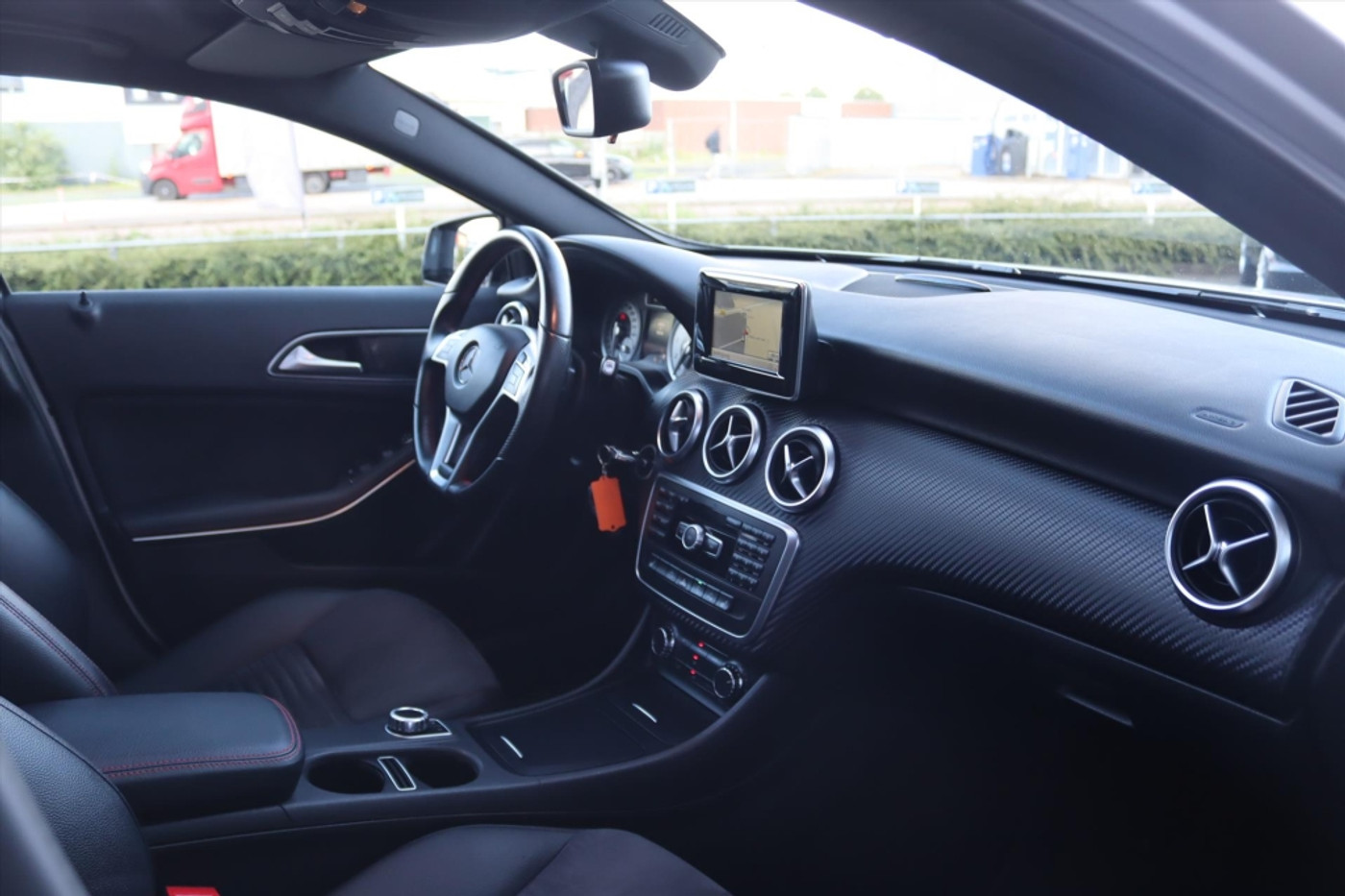 Foto van Mercedes-Benz A 180