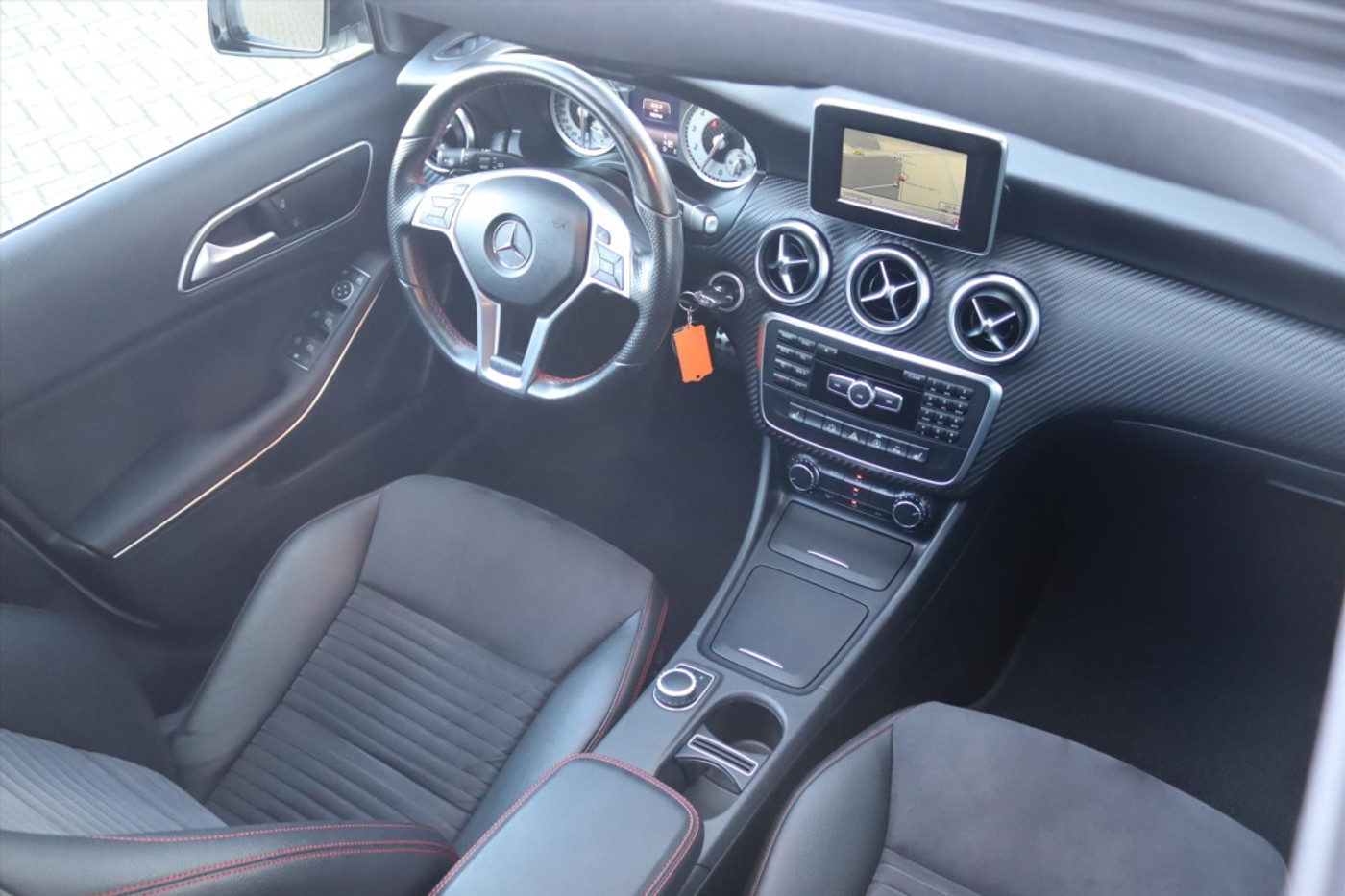 Foto van Mercedes-Benz A 180