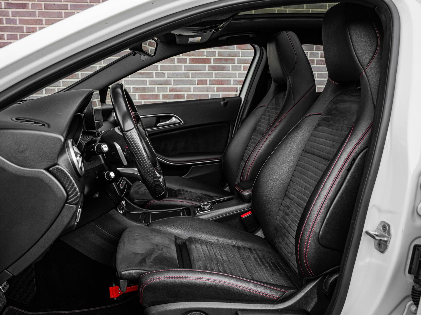 Foto van Mercedes-Benz A 200
