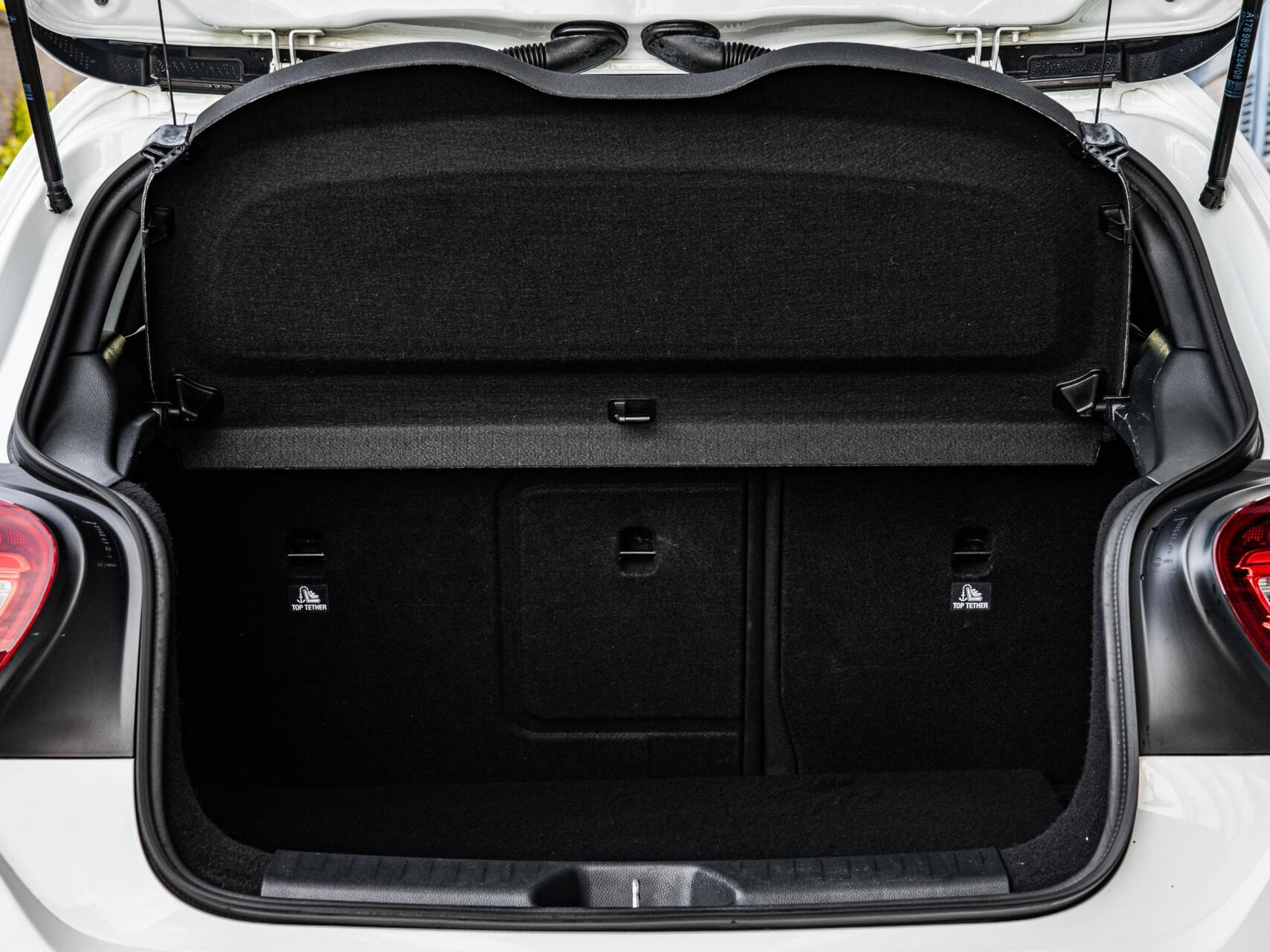Foto van Mercedes-Benz A 200
