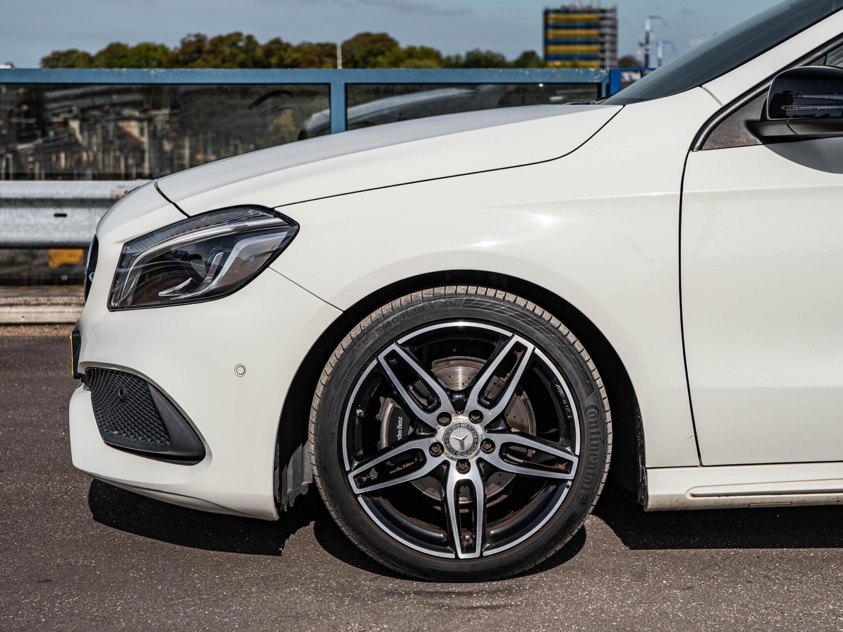 Foto van Mercedes-Benz A 200