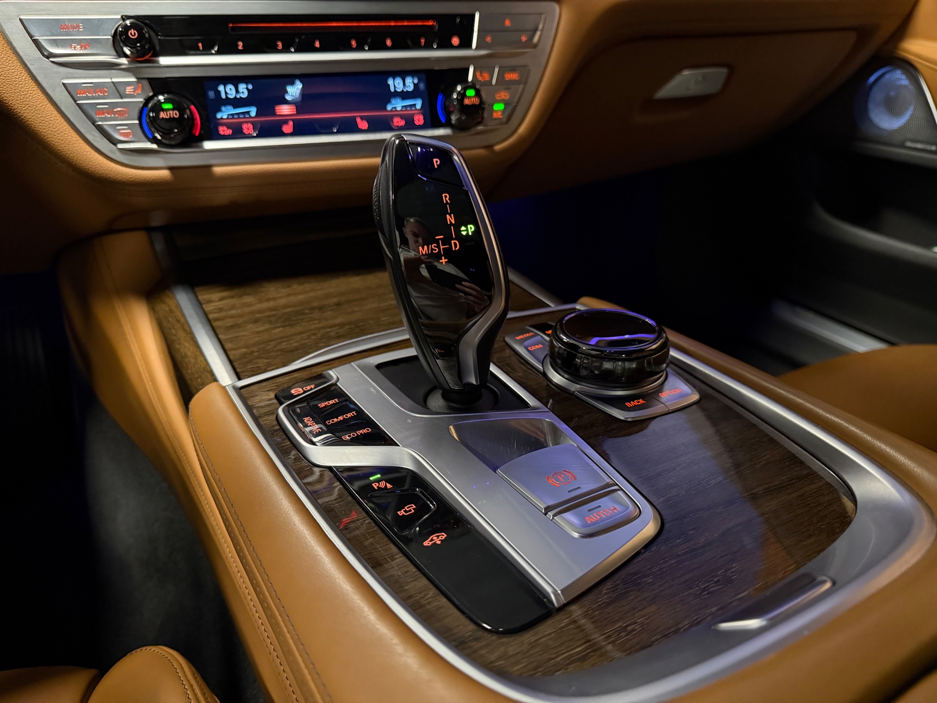 Foto van BMW 750i