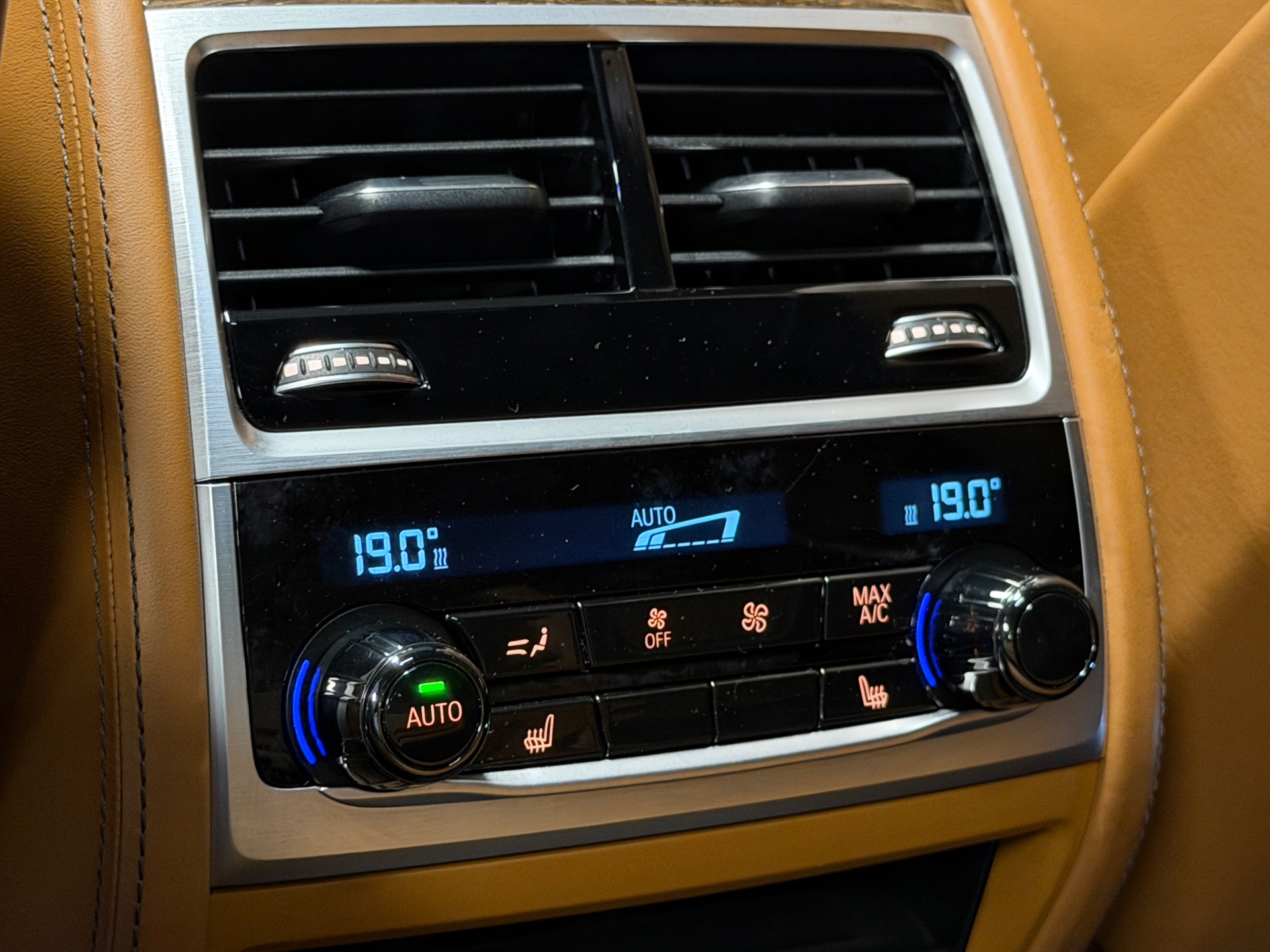 Foto van BMW 750i