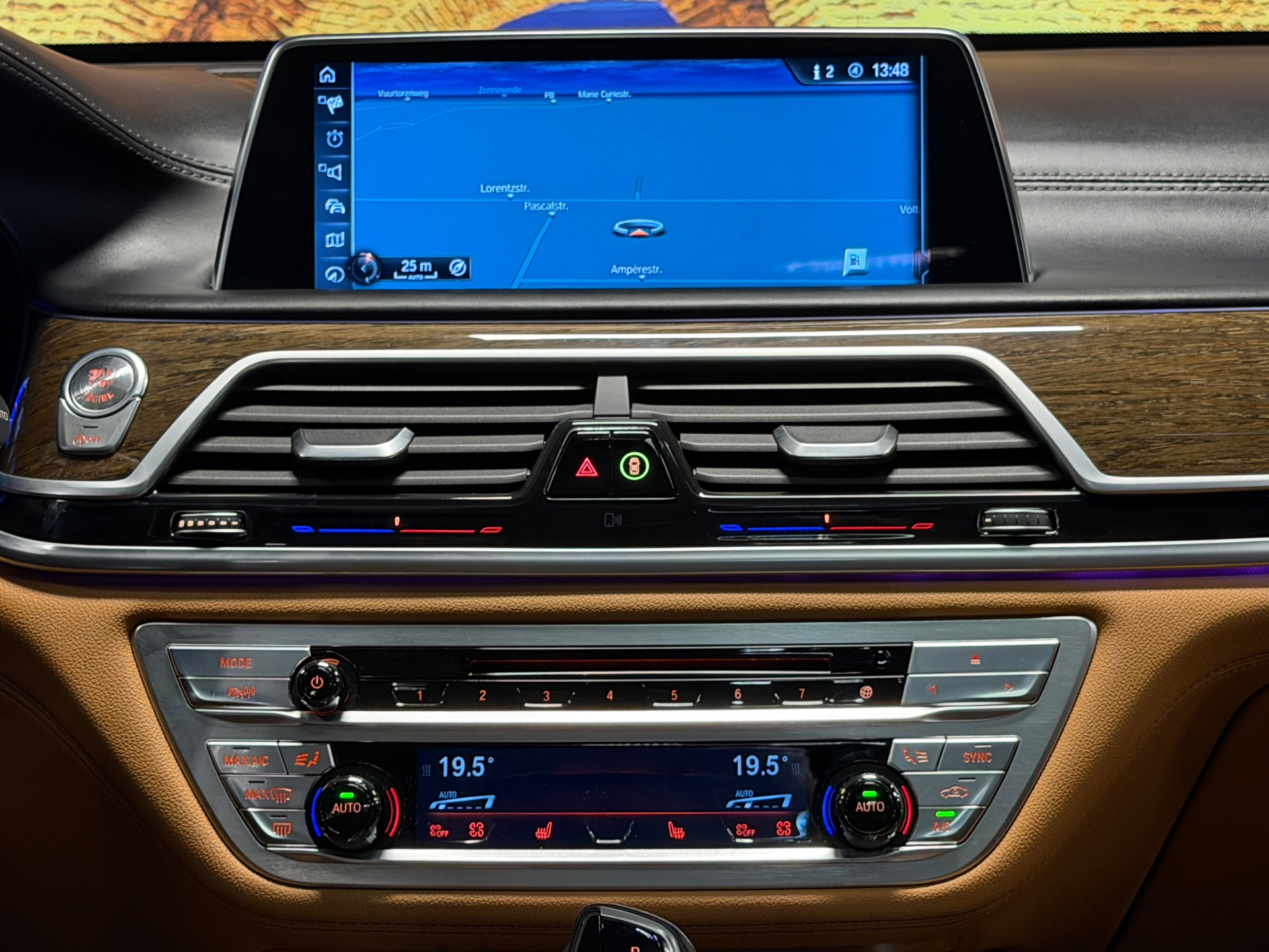 Foto van BMW 750i