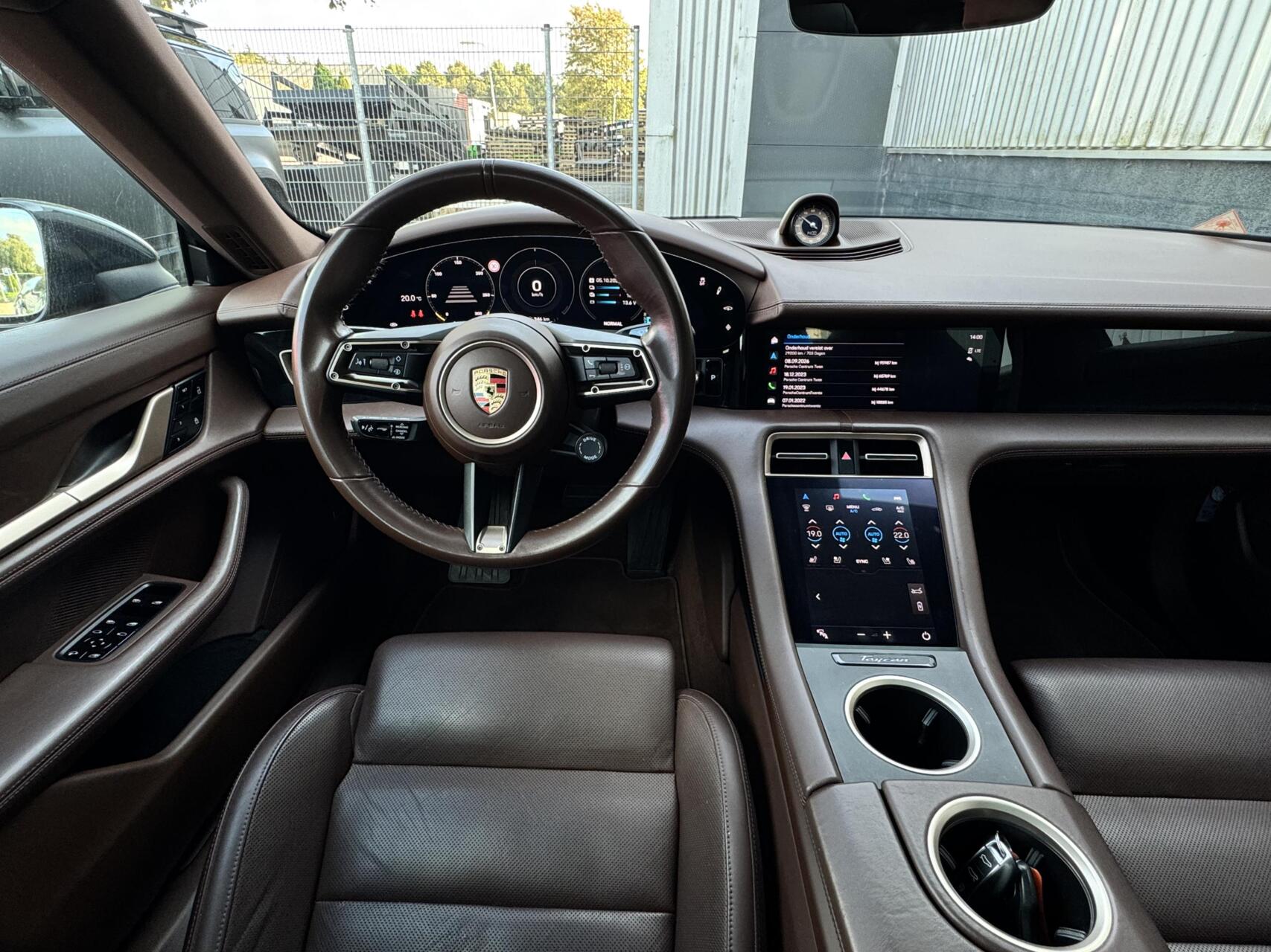 Foto van Porsche Taycan