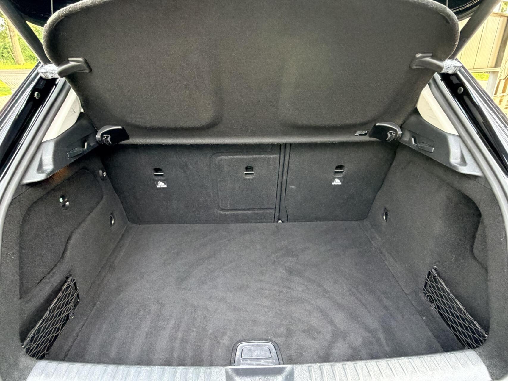 Foto van Mercedes-Benz Gla 200