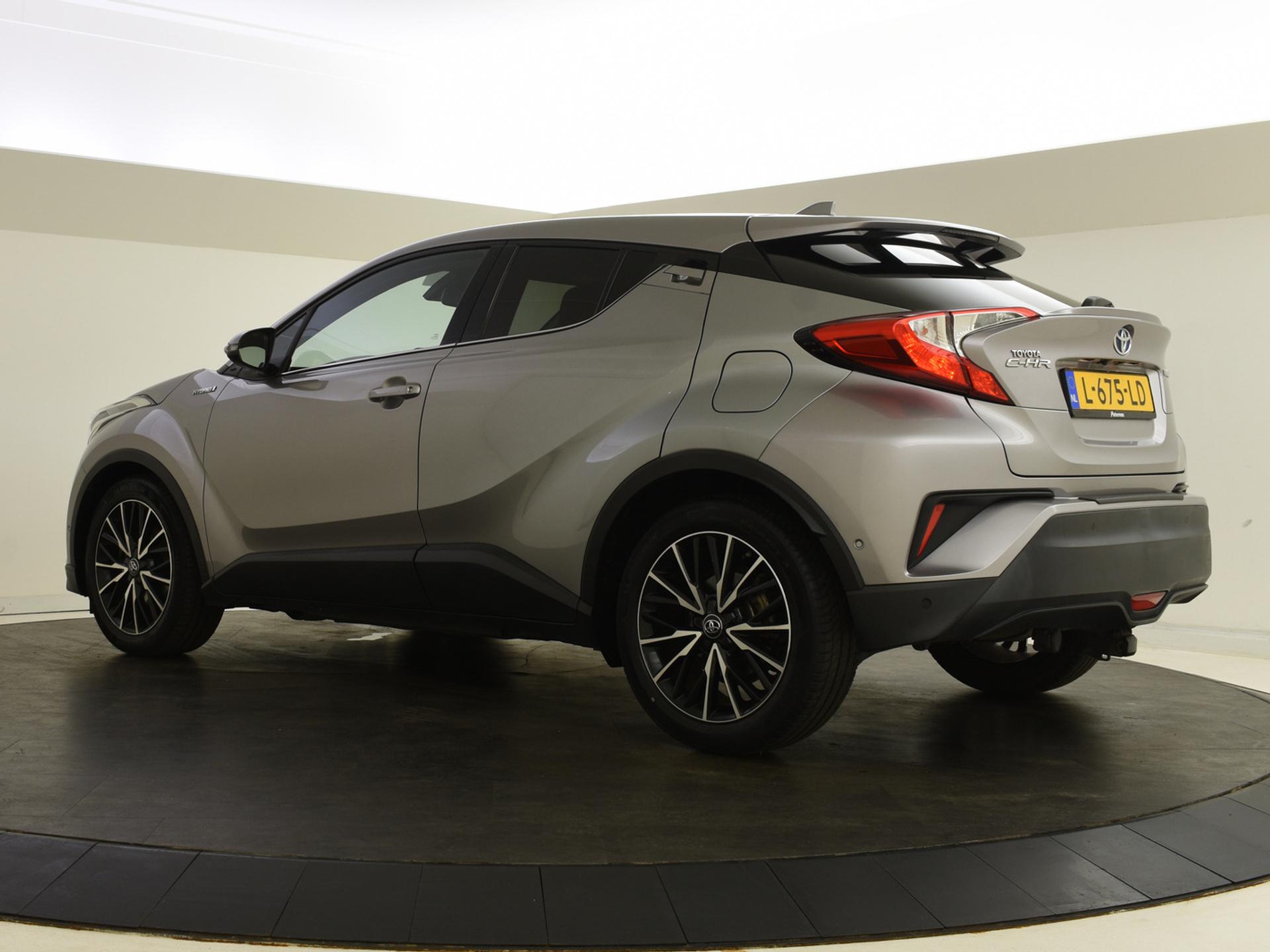 Foto van Toyota Toyota C-hr