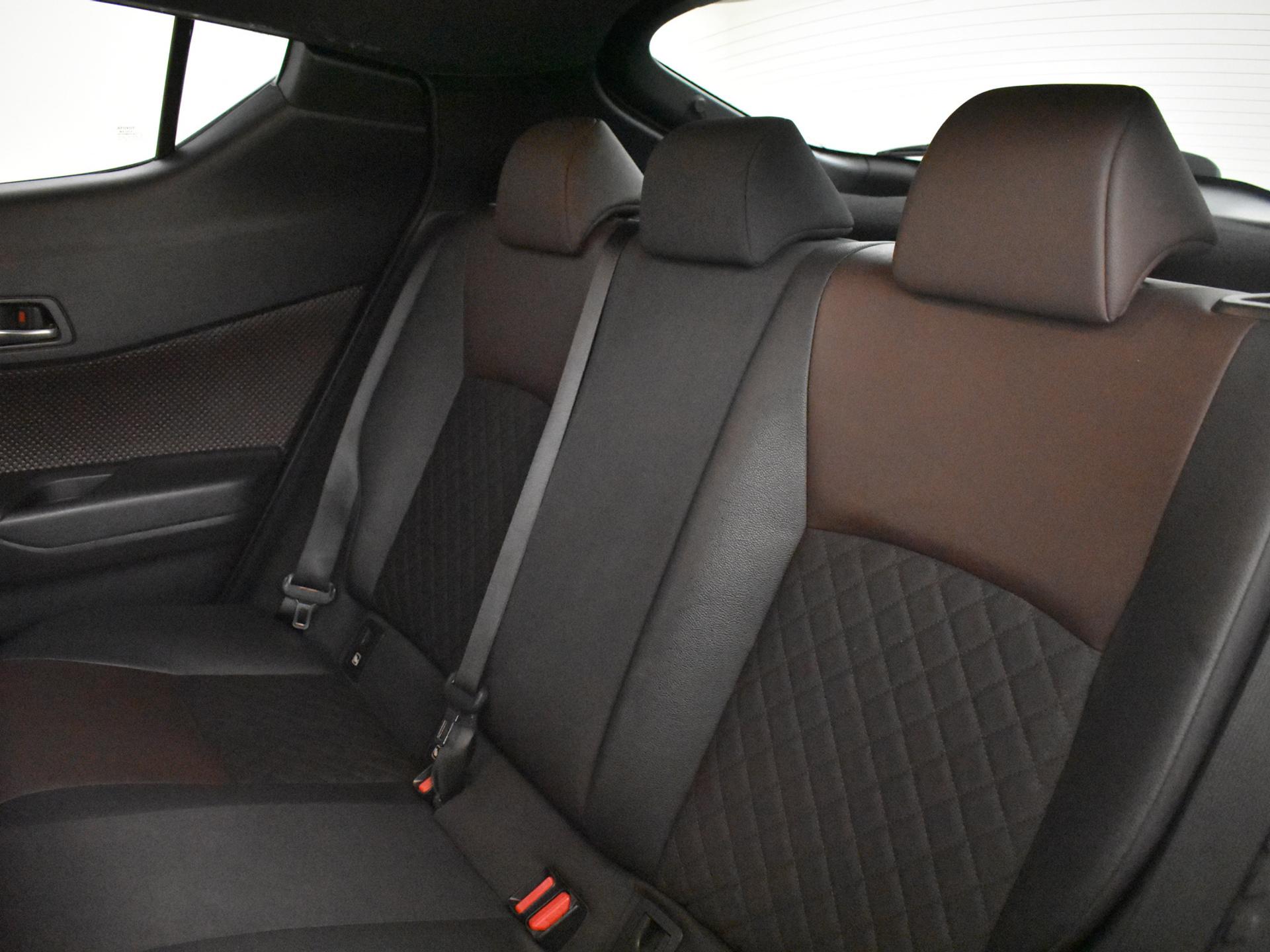 Foto van Toyota Toyota C-hr