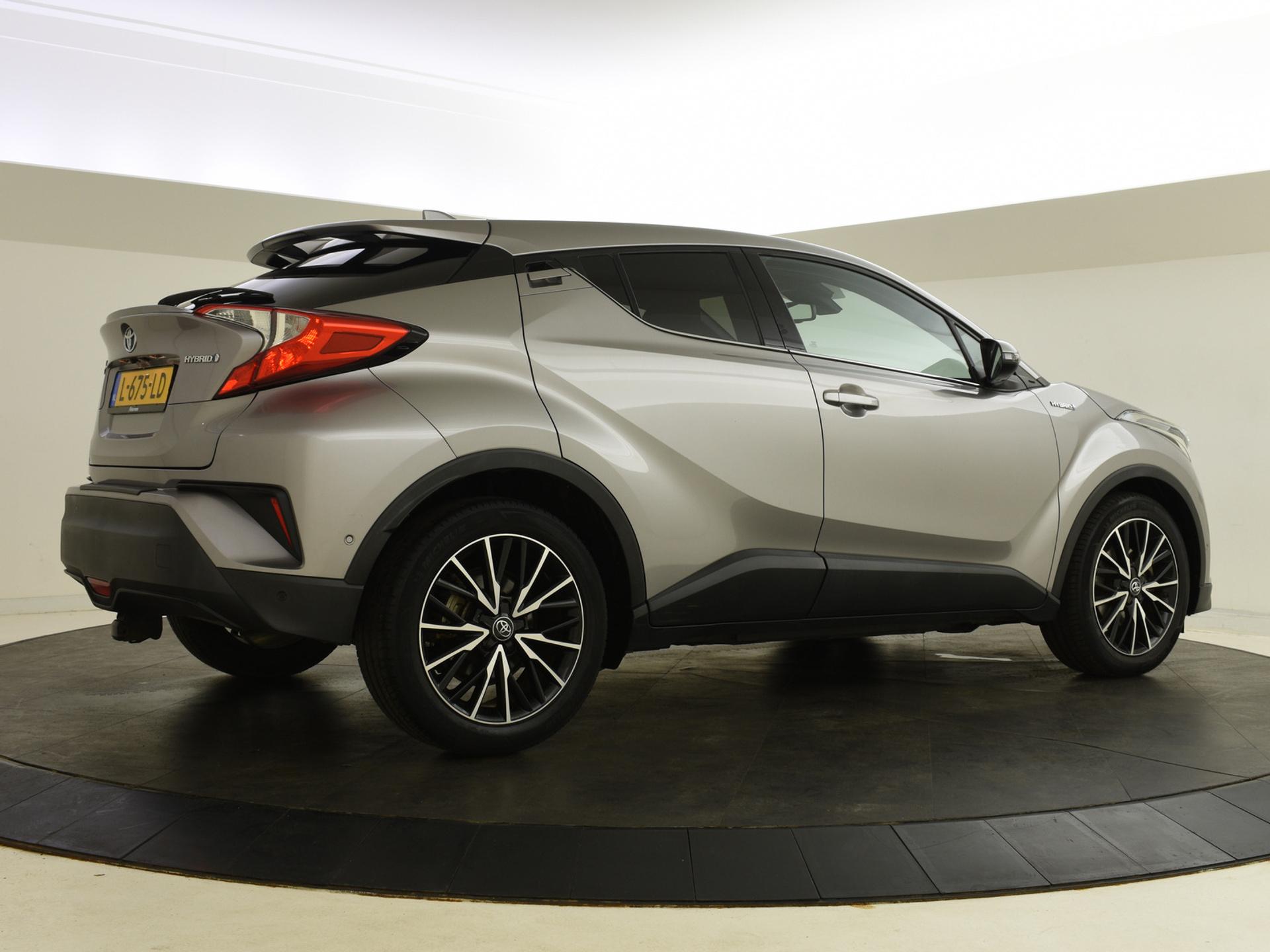 Foto van Toyota Toyota C-hr