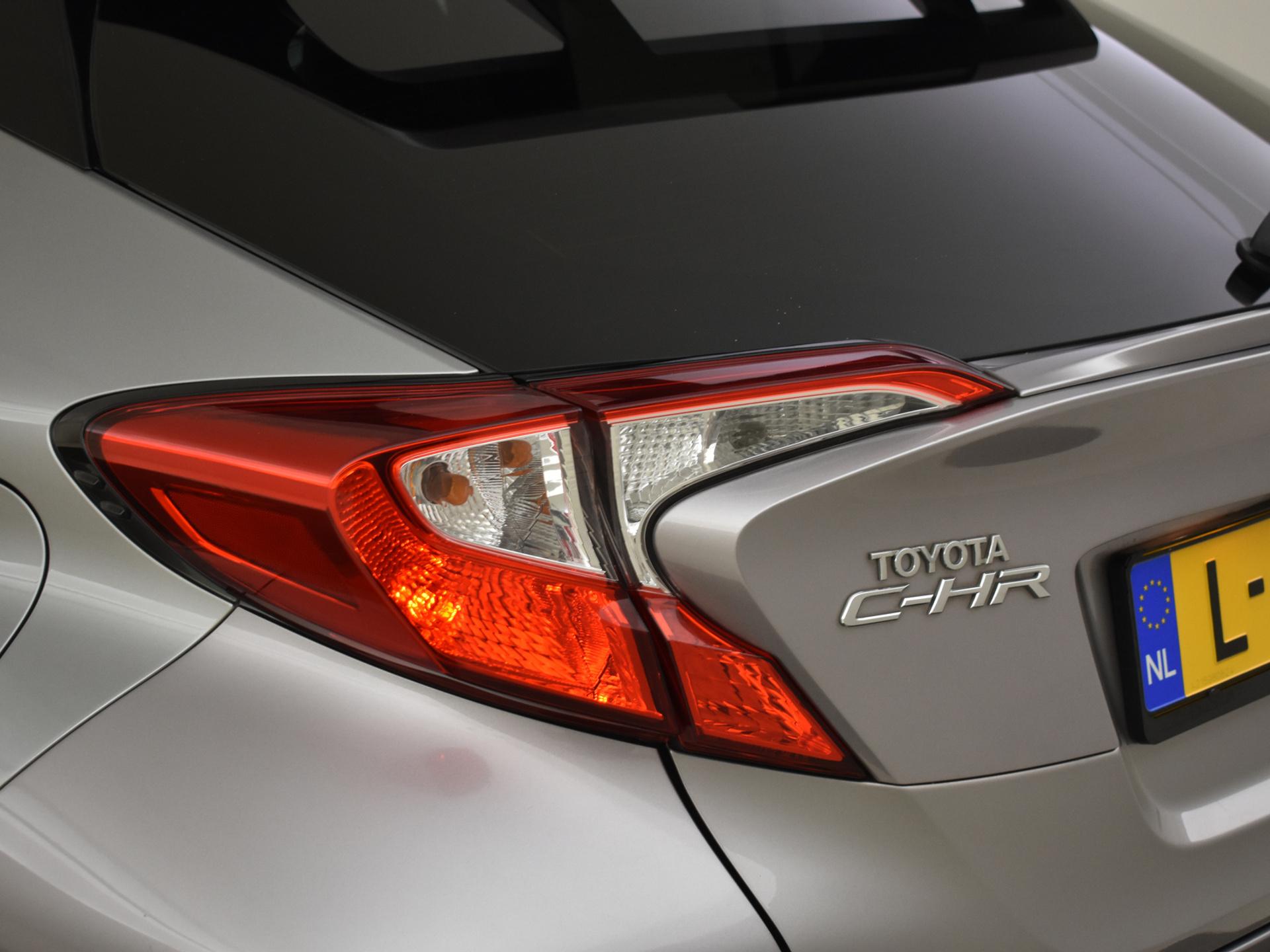 Foto van Toyota Toyota C-hr