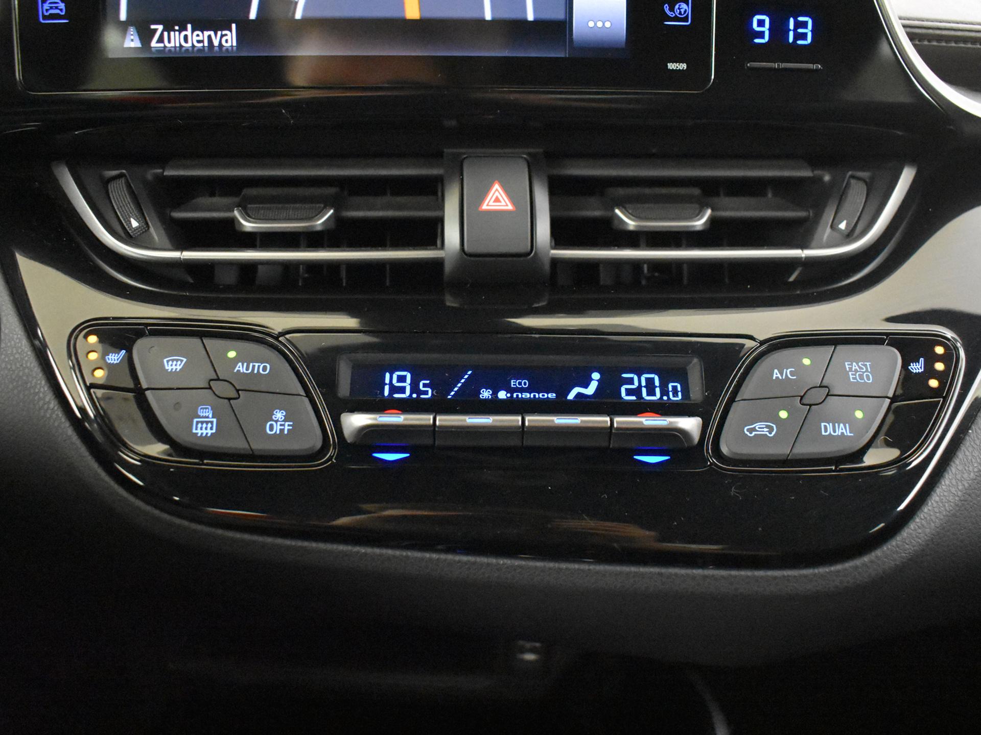Foto van Toyota Toyota C-hr