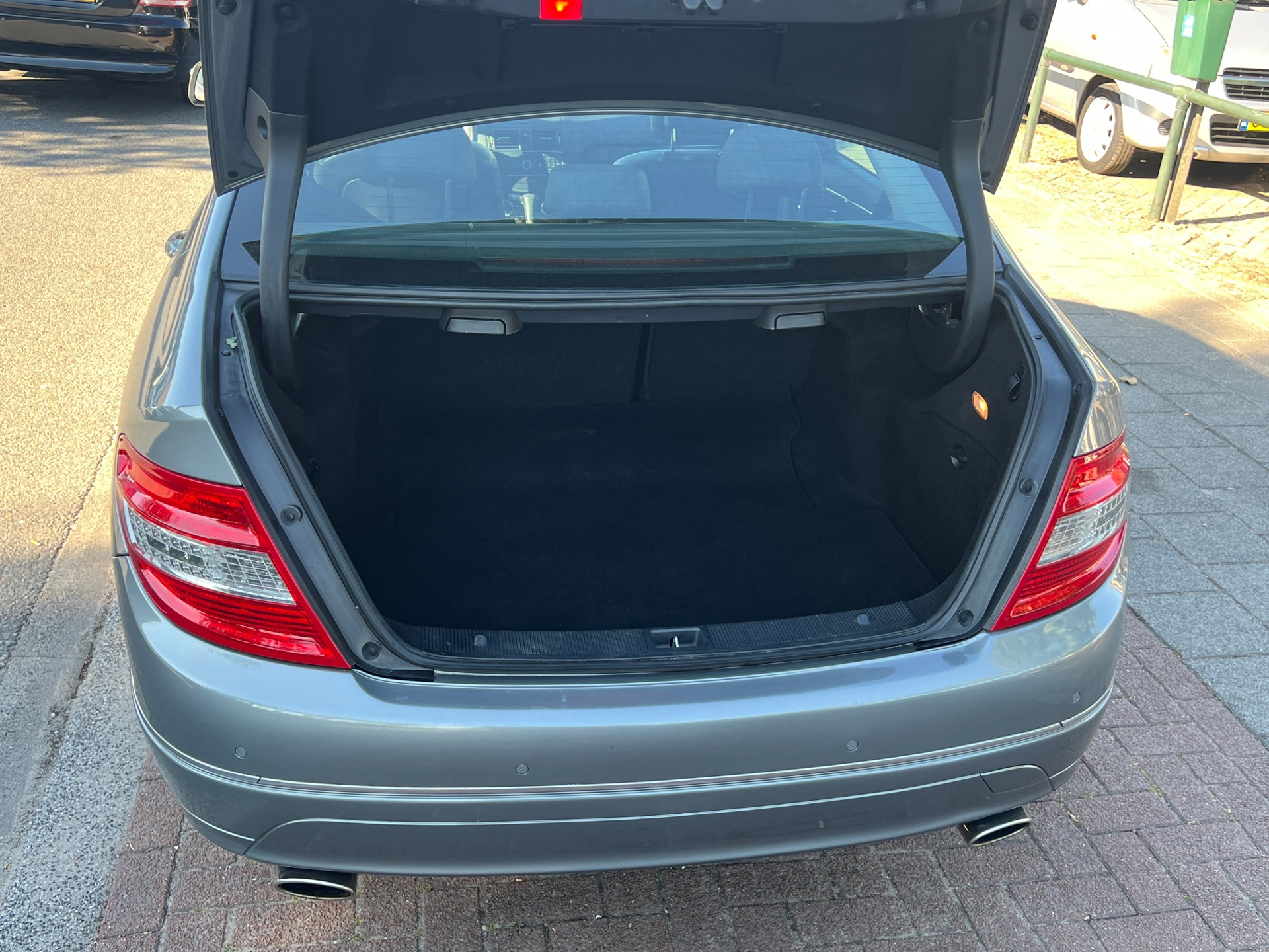 Foto van Mercedes-Benz C 350