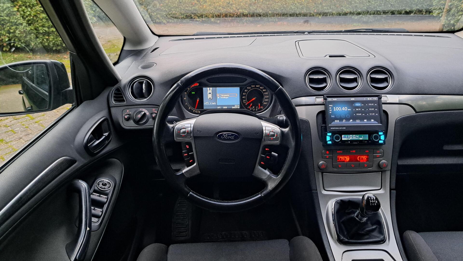Foto van Ford S-max