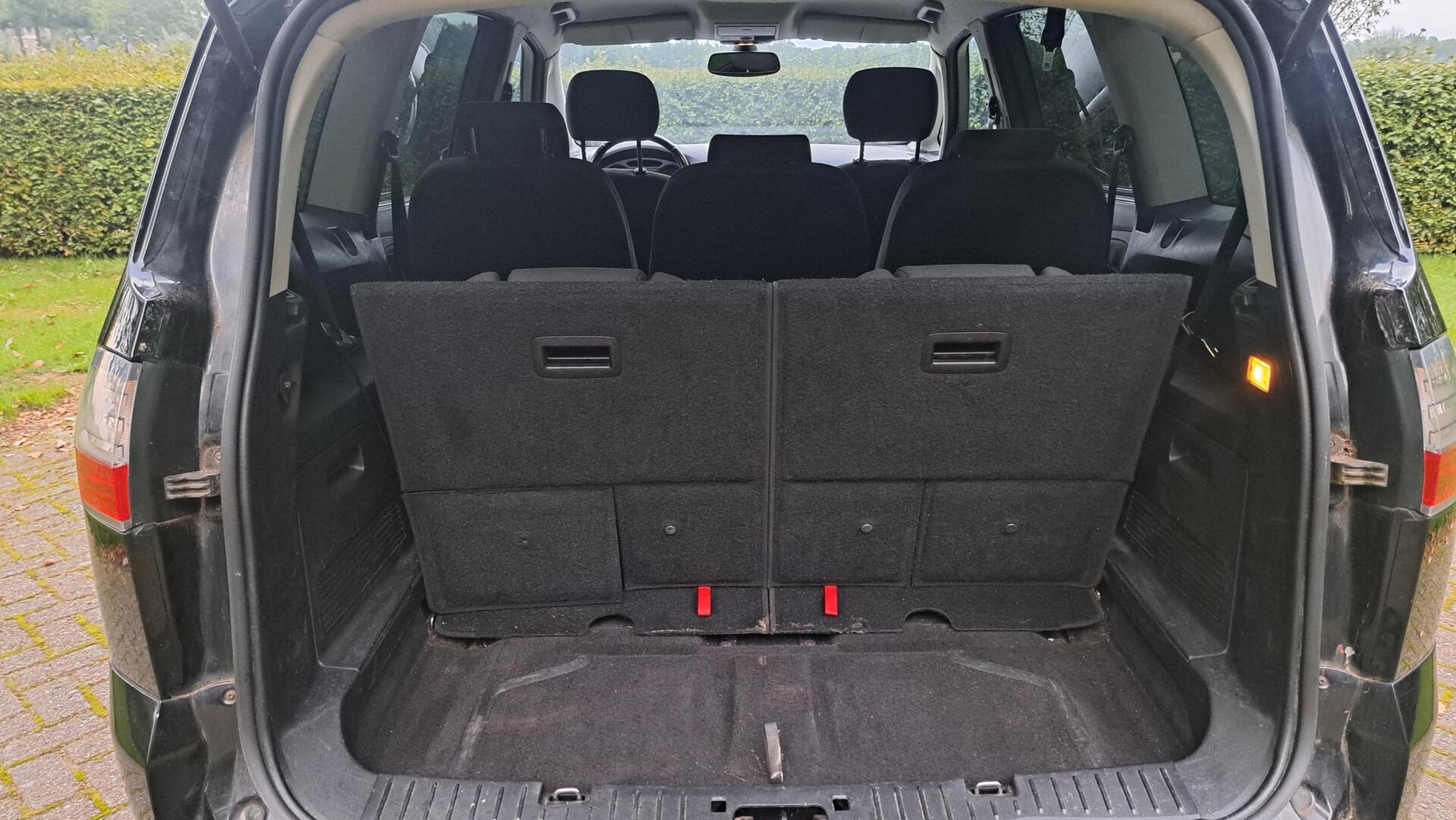 Foto van Ford S-max