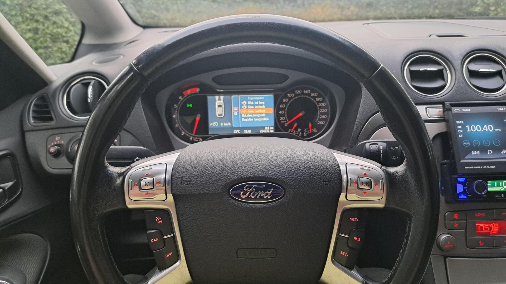 Foto van Ford S-max