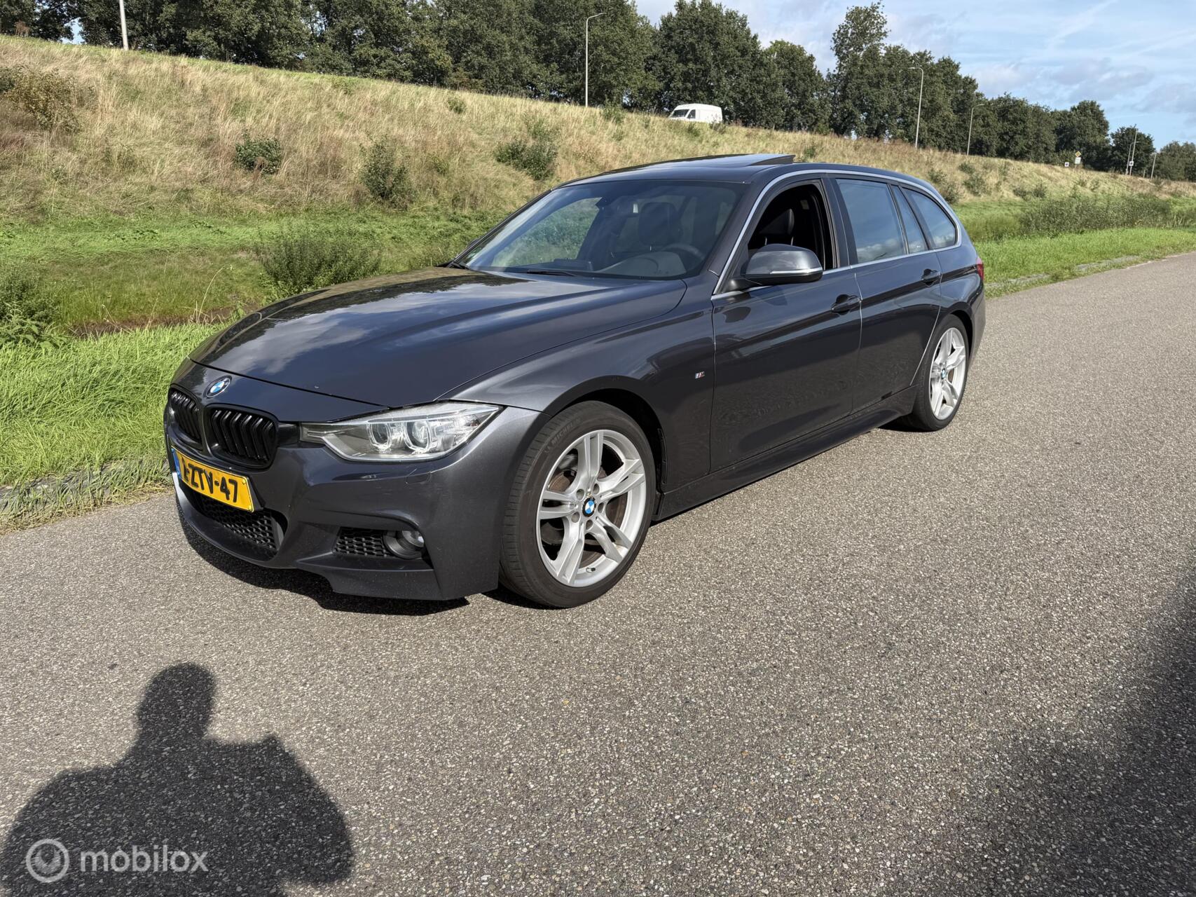 BMW 316i 316i M Sport Edition High Executive 2015 - voorkant