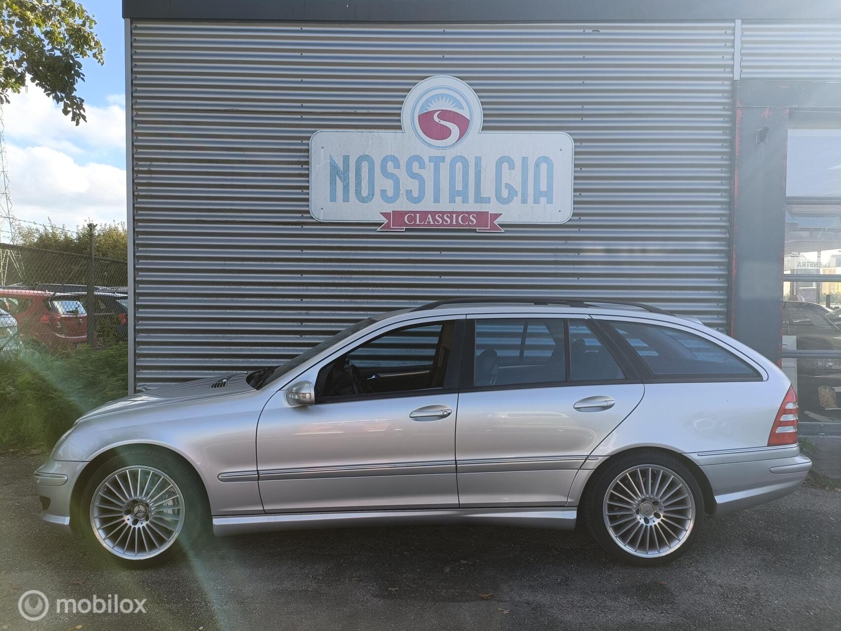 Foto van Mercedes-Benz C 32 AMG