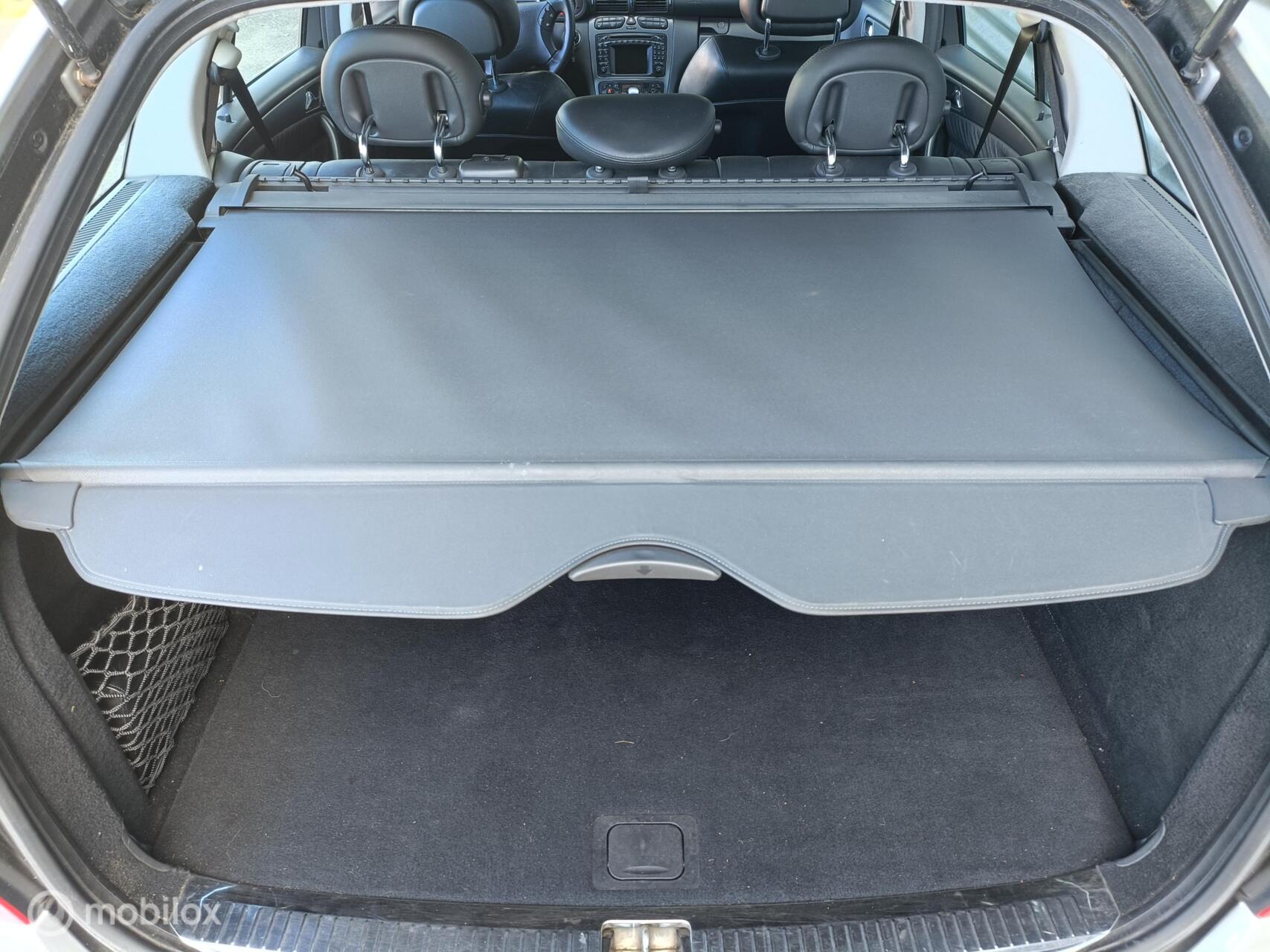 Foto van Mercedes-Benz C 32 AMG