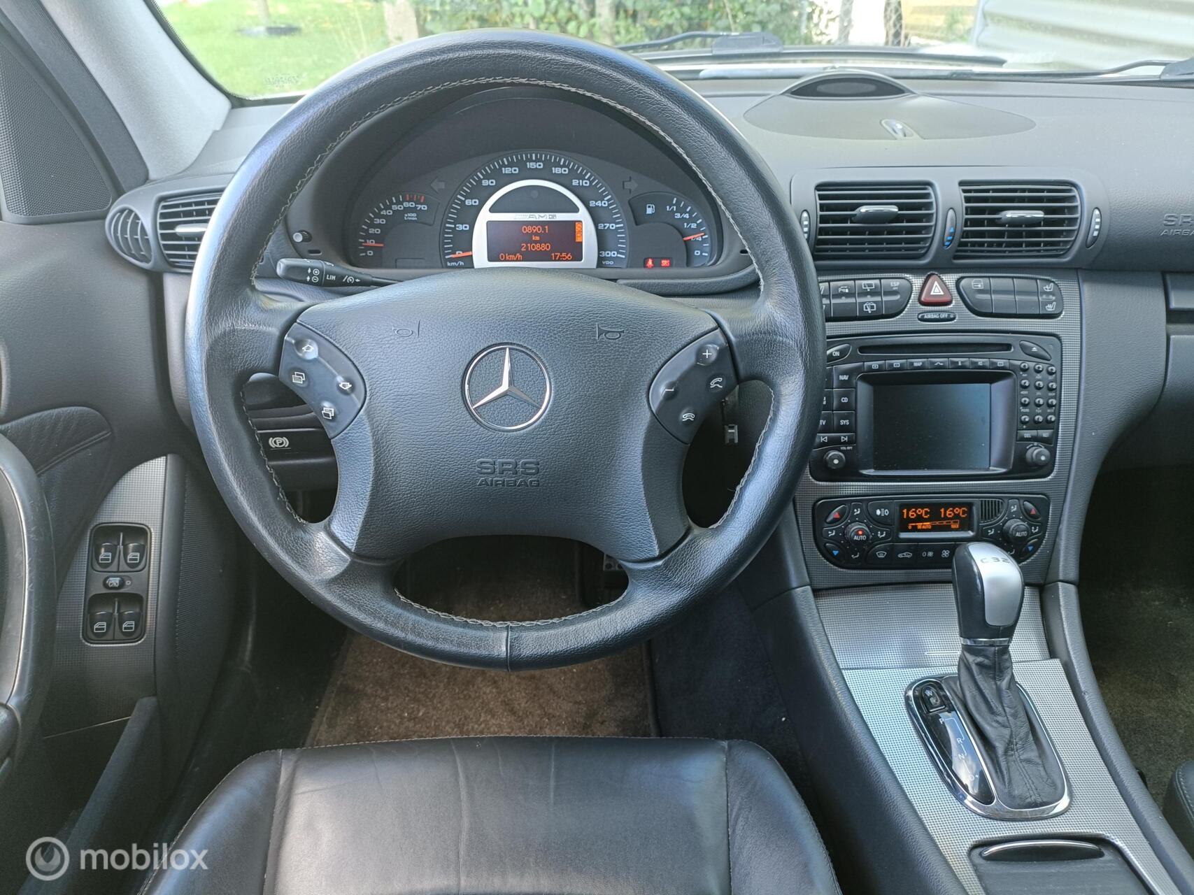 Foto van Mercedes-Benz C 32 AMG