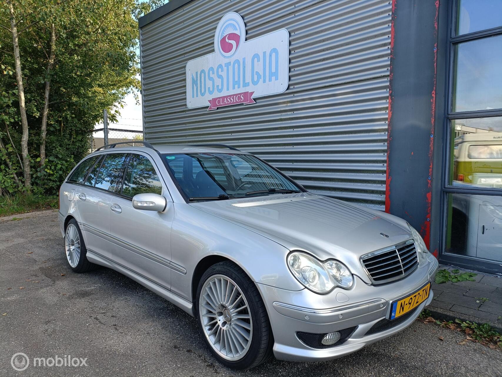 Foto van Mercedes-Benz C 32 AMG