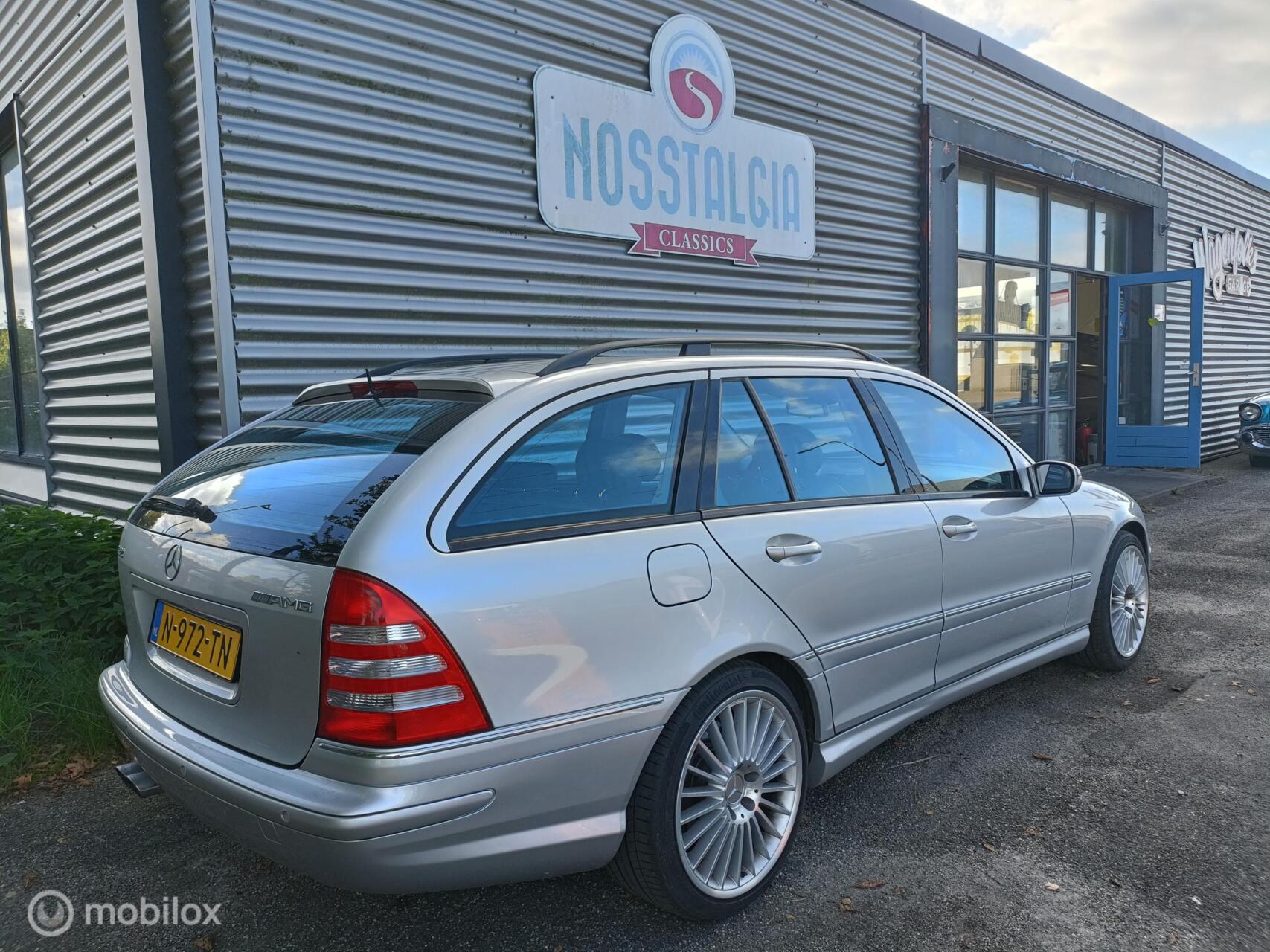 Foto van Mercedes-Benz C 32 AMG