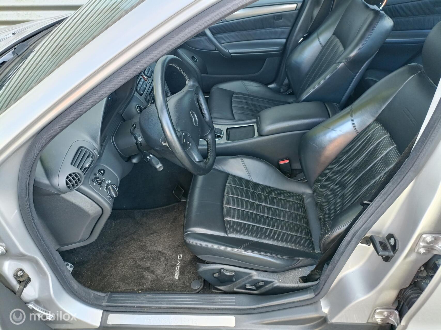 Foto van Mercedes-Benz C 32 AMG