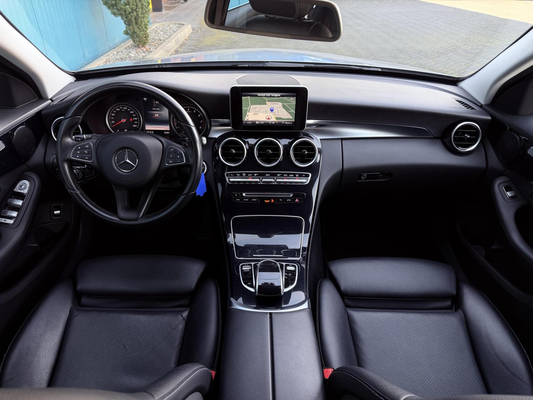Foto van Mercedes-Benz C 200
