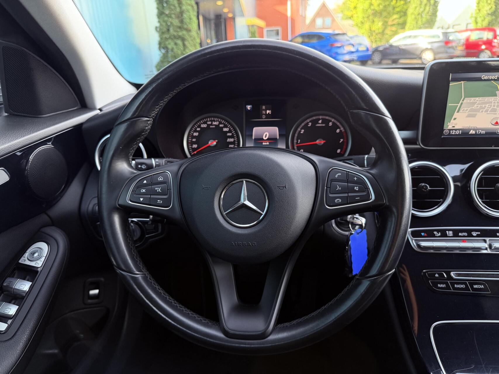 Foto van Mercedes-Benz C 200