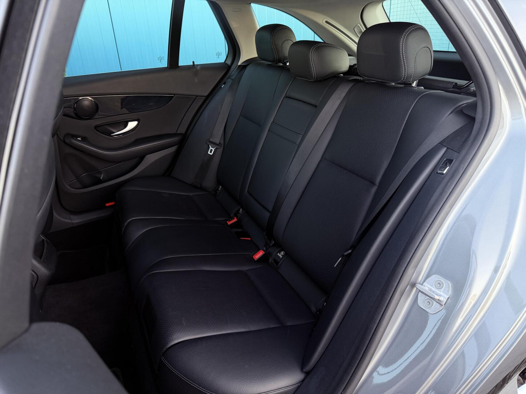 Foto van Mercedes-Benz C 200