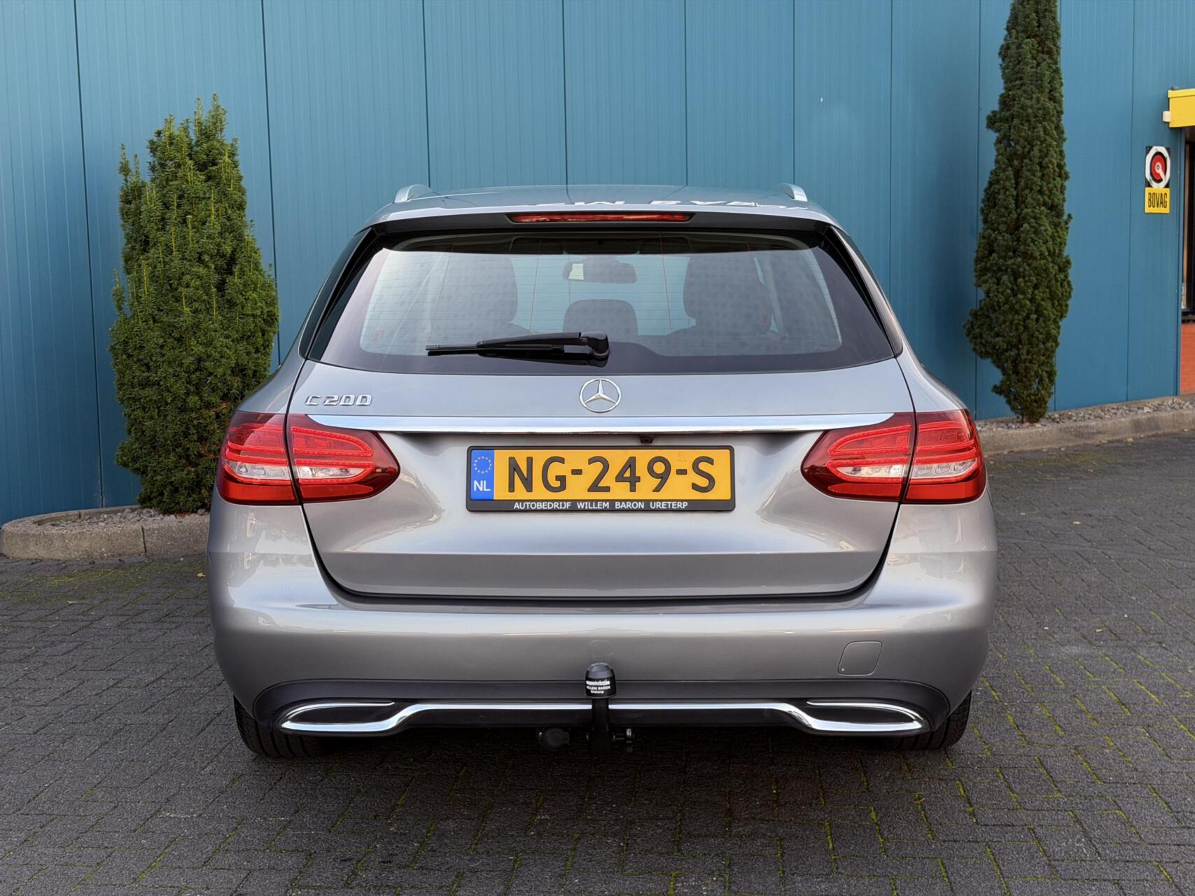 Foto van Mercedes-Benz C 200