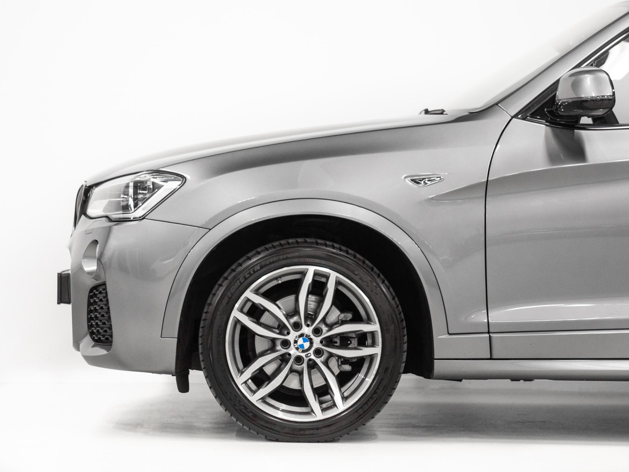 Foto van BMW X3 Xdrive28i
