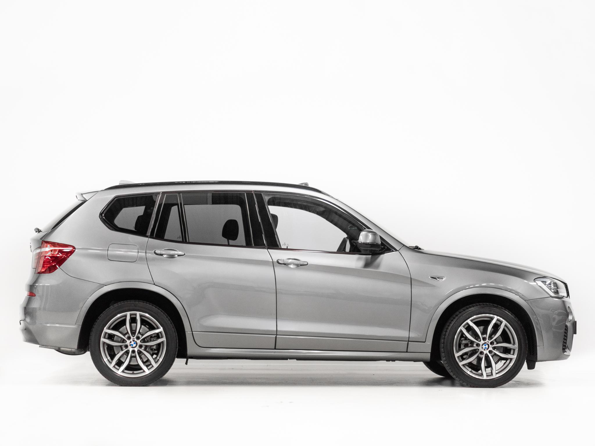 Foto van BMW X3 Xdrive28i