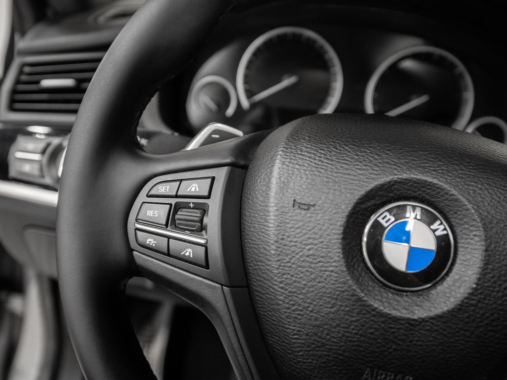 Foto van BMW X3 Xdrive28i