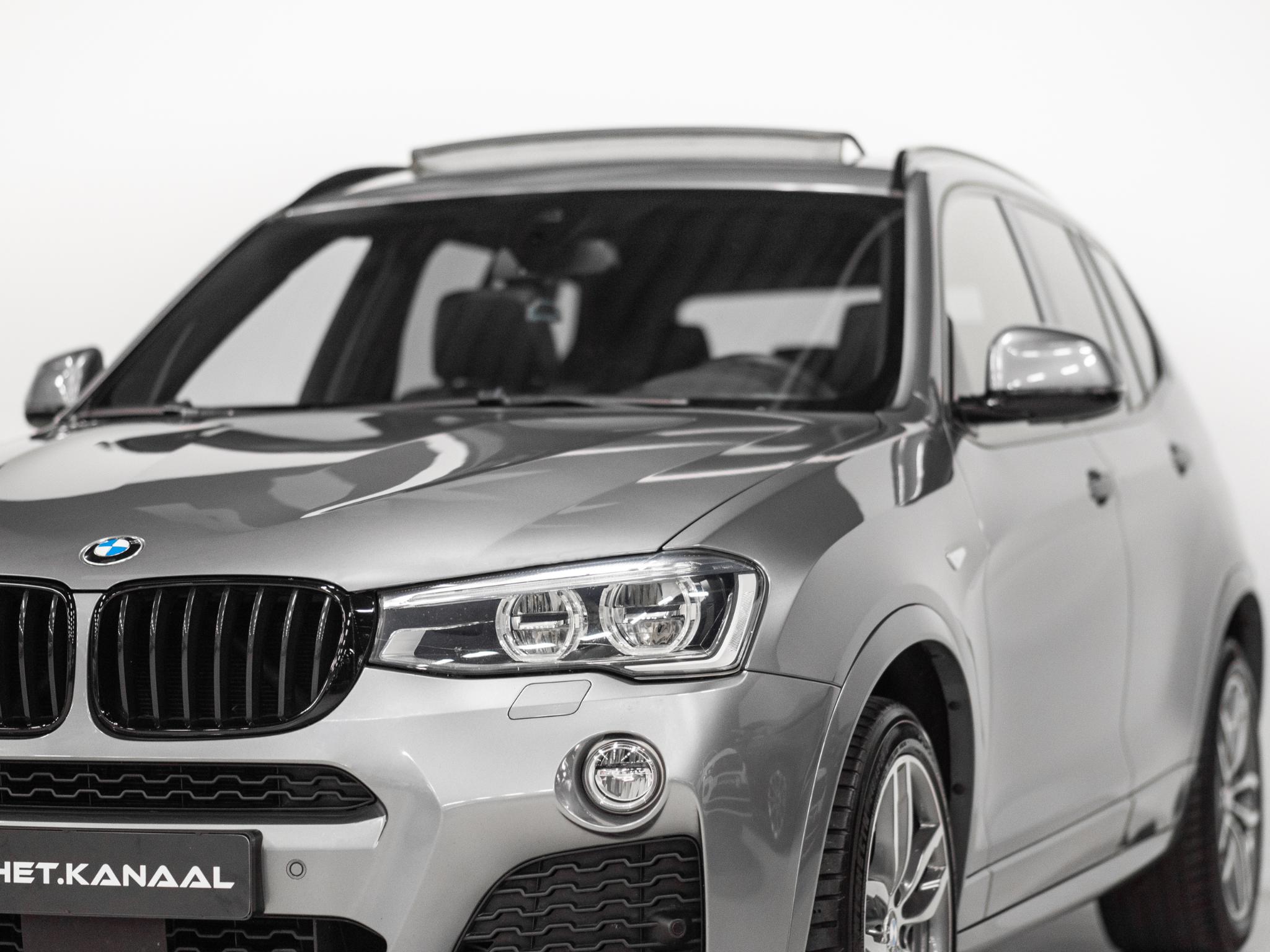 Foto van BMW X3 Xdrive28i