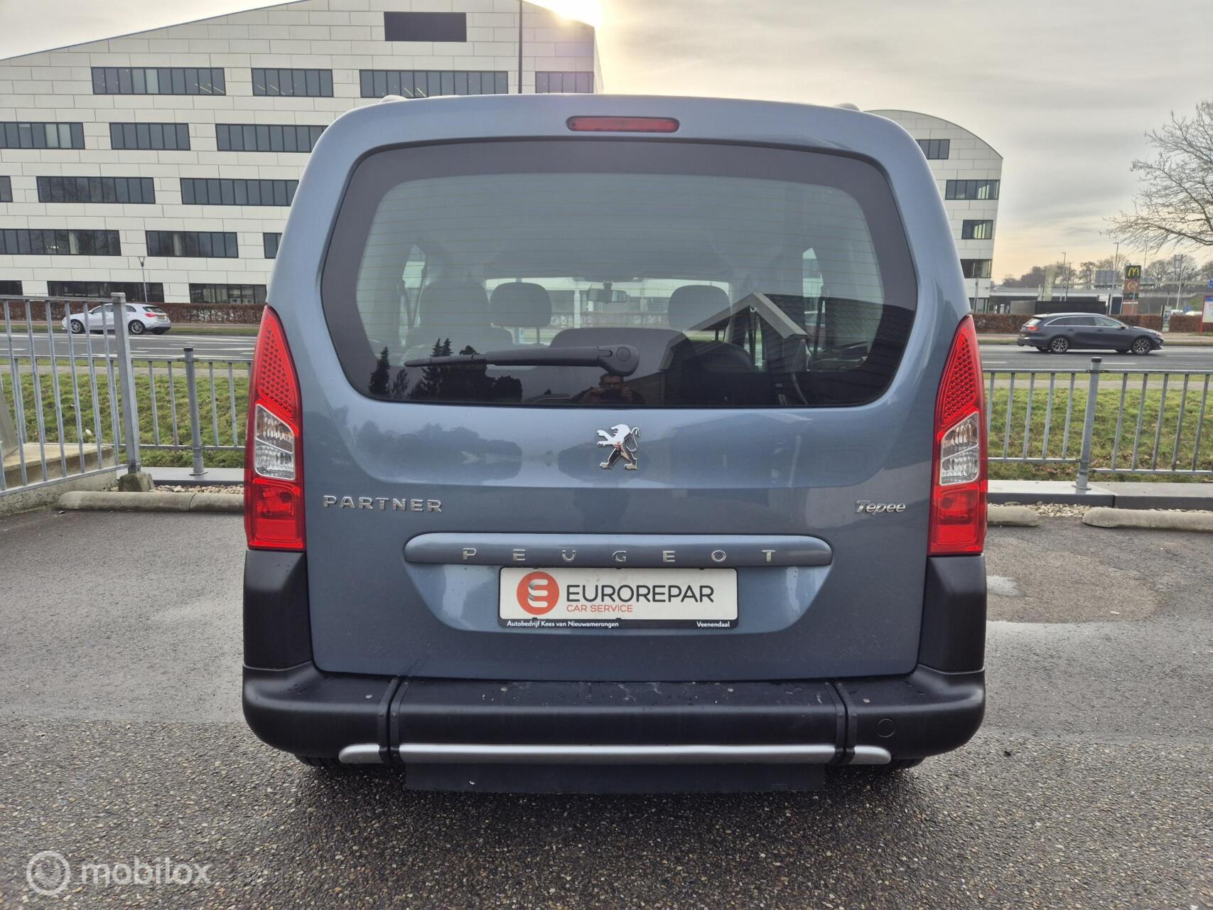 Foto van Peugeot Partner Tepee