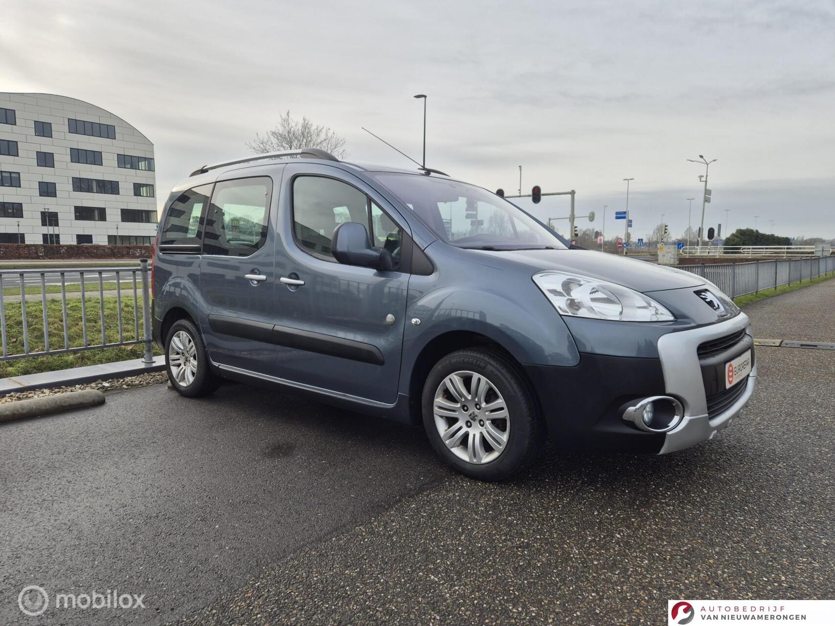 Foto van Peugeot Partner Tepee