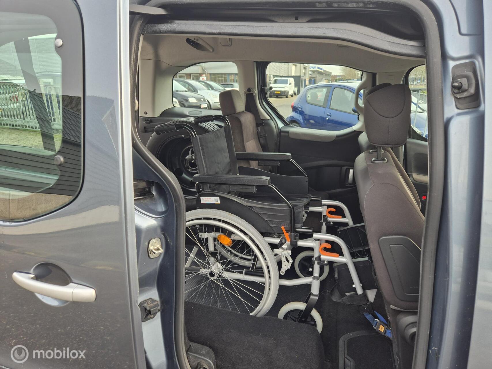 Foto van Peugeot Partner Tepee