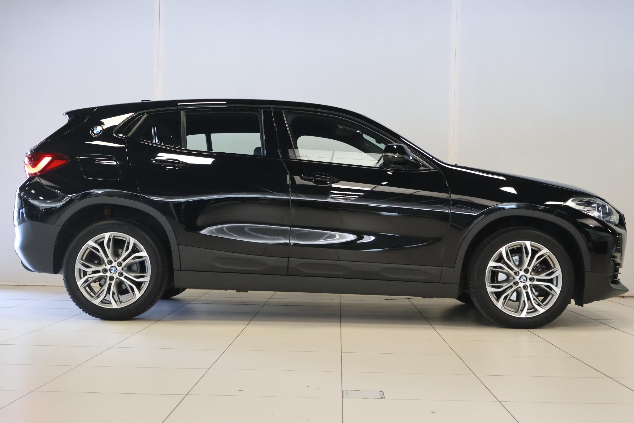 Foto van BMW X2 Sdrive18i