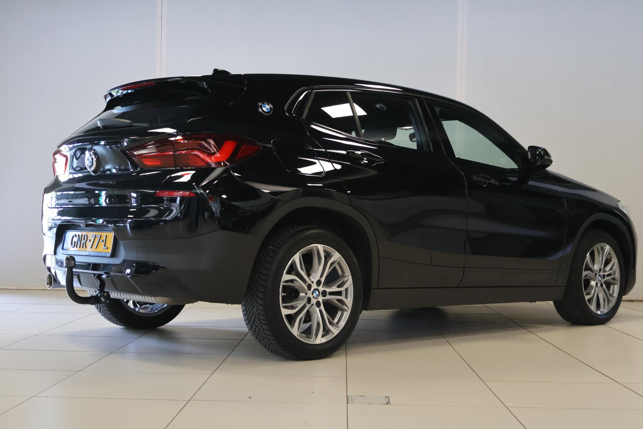 Foto van BMW X2 Sdrive18i