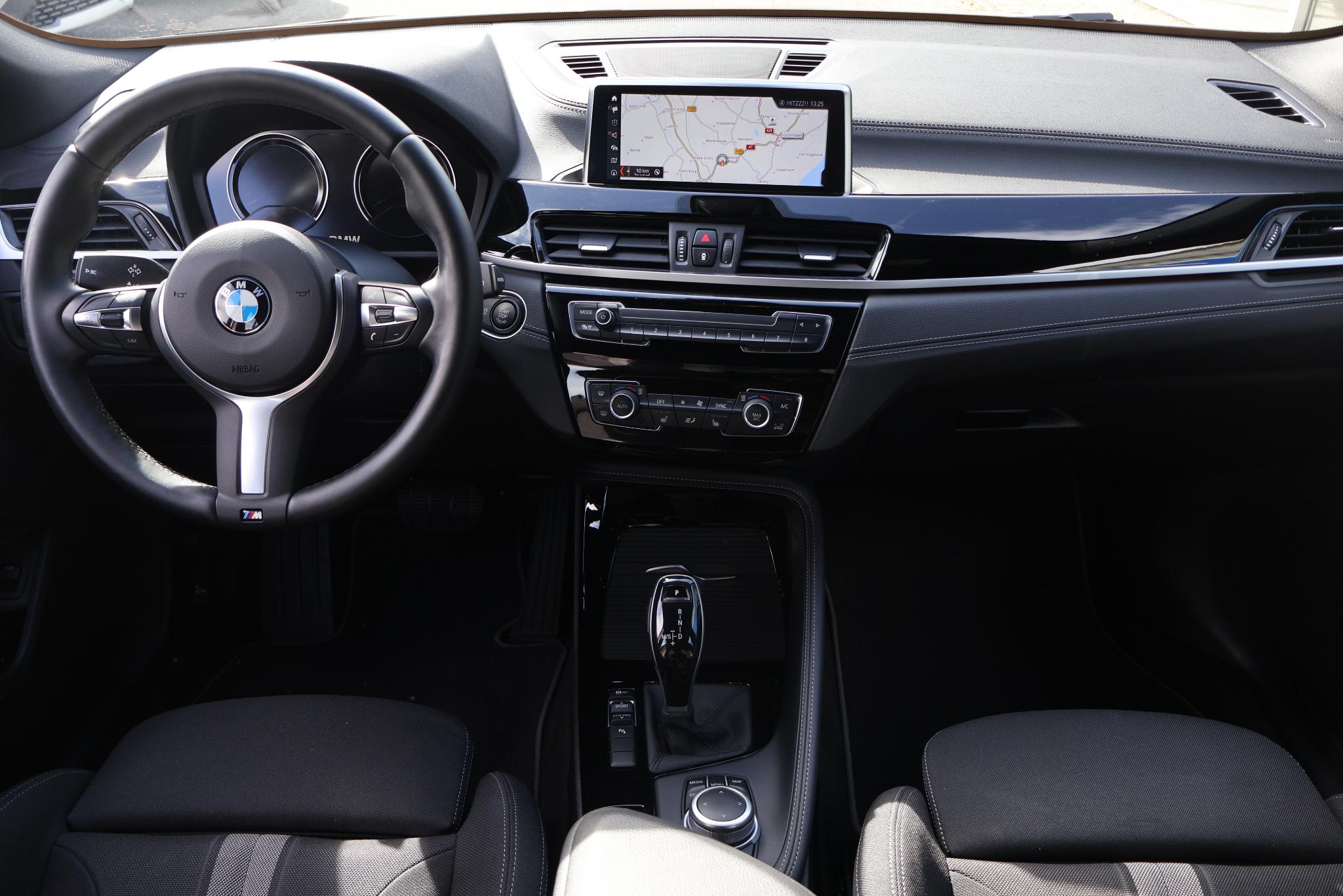 Foto van BMW X2 Sdrive18i