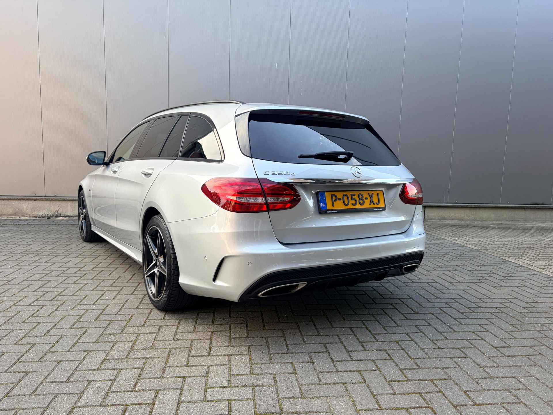 Foto van Mercedes-Benz C 350 E