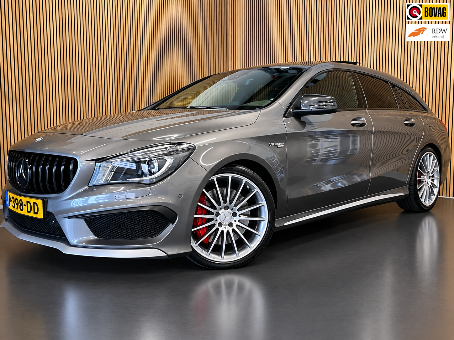 Mercedes-Benz Cla-klasse Shooting Brake AMG 45 4MATIC OrangeArt Edition|CARPLAY|LEDER|DAKJE|19'' 2015 - voorkant