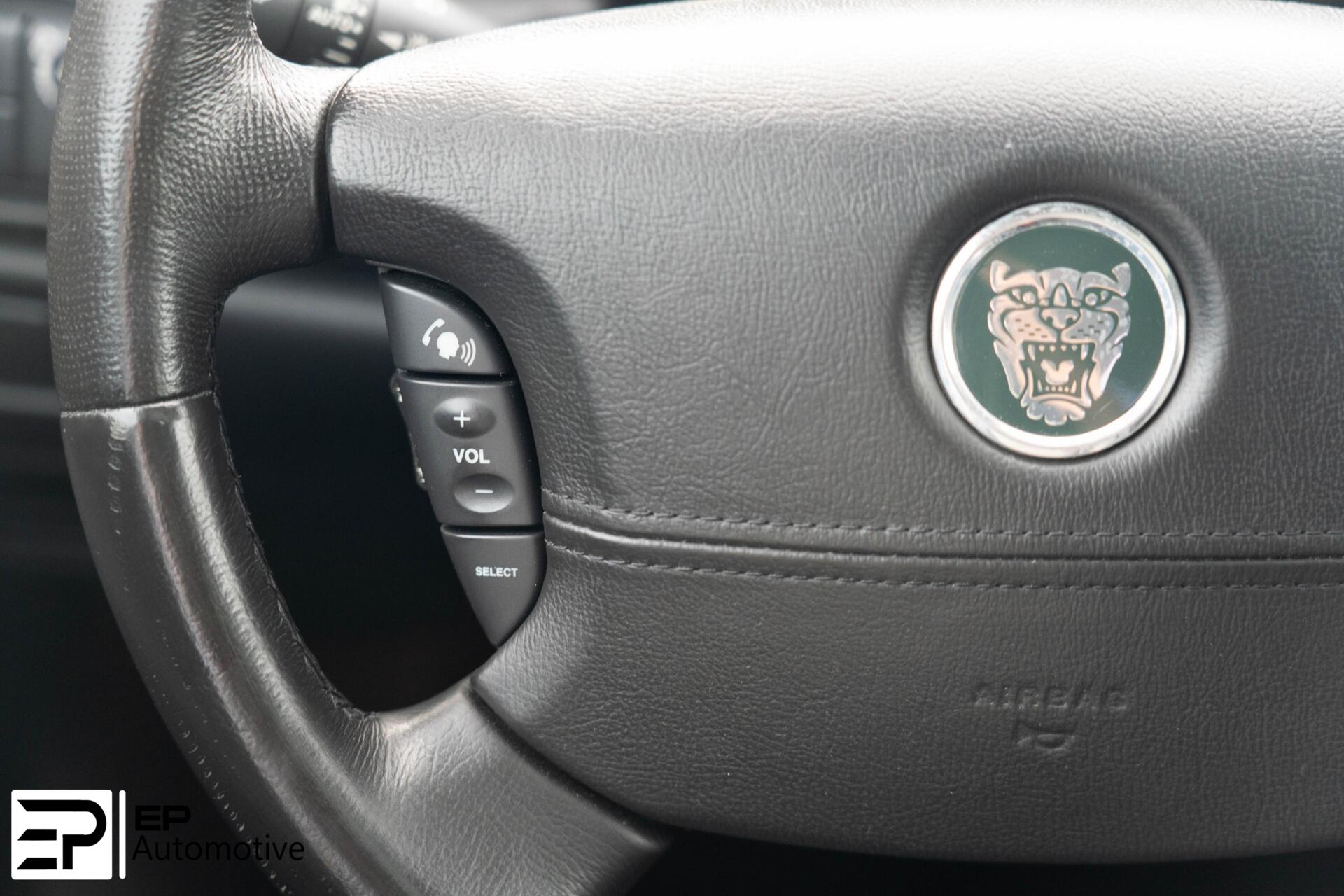 Foto van Jaguar S-type
