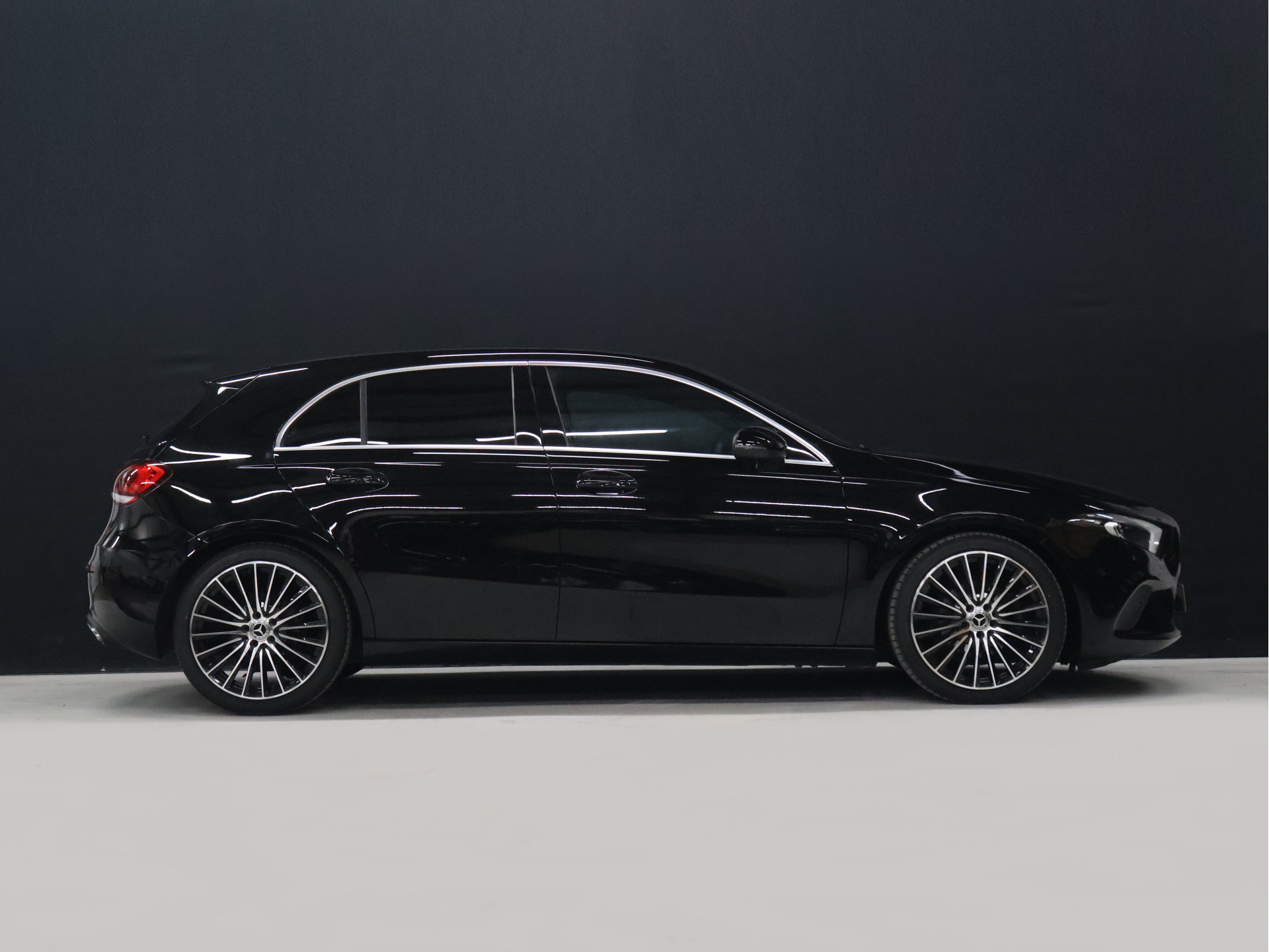 Foto van Mercedes-Benz A 180